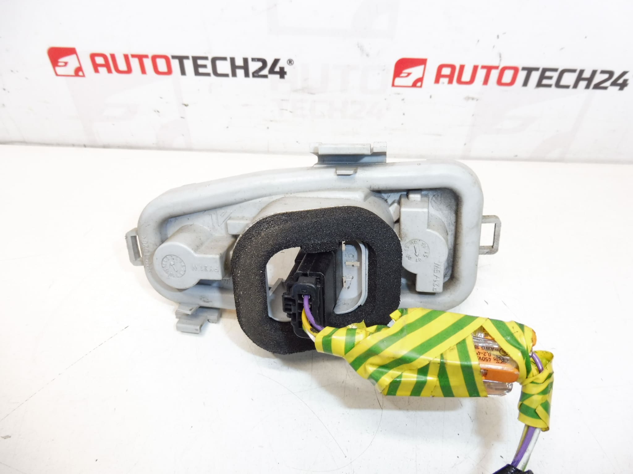 Fassung des hinteren linken Scheinwerfers am Kotflügel Citroën C4 Picasso 9653547580 6350CA – Bild 2