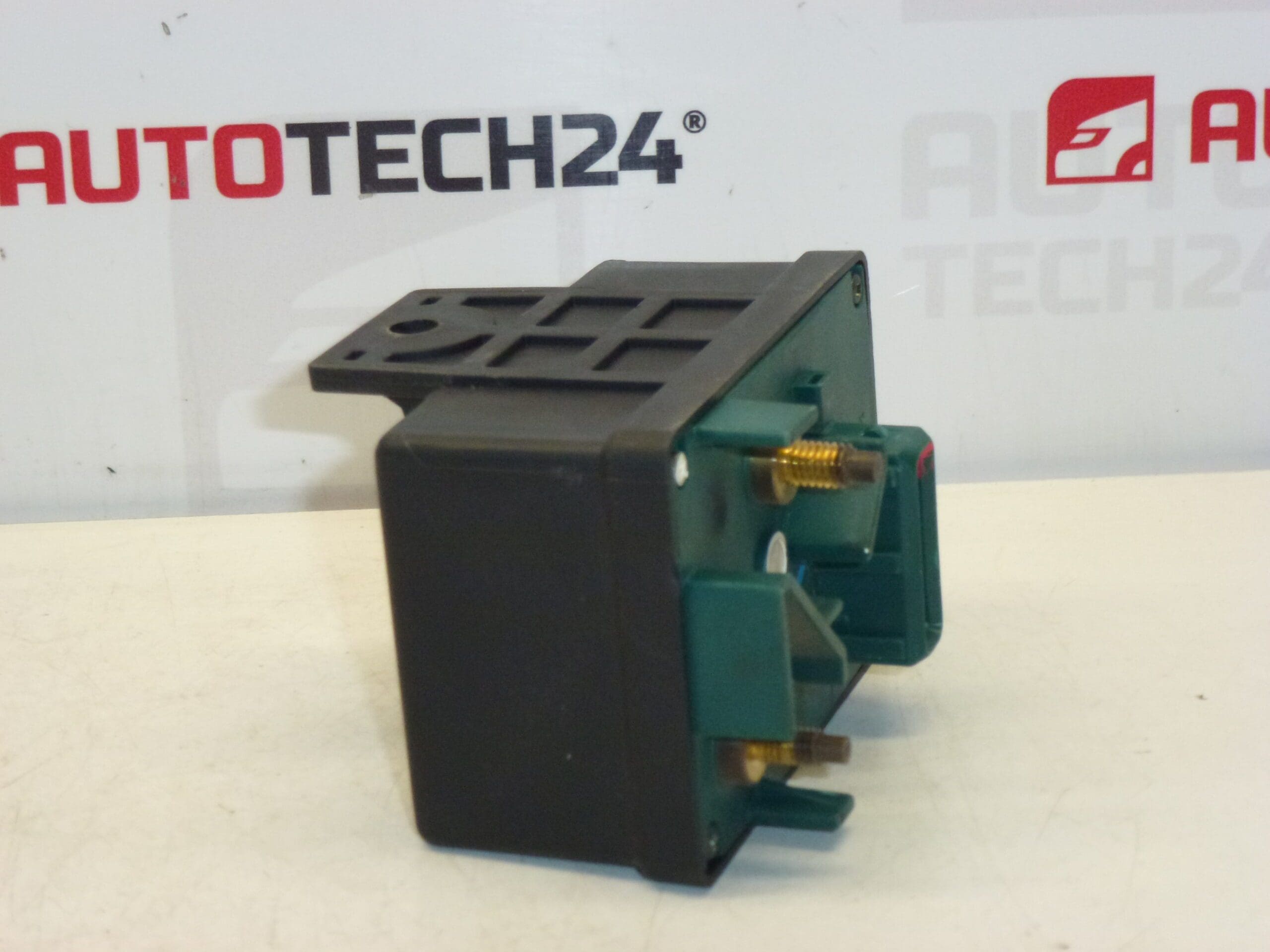 Glührelais NAGARES Citroën Peugeot 9639912580 – Bild 2