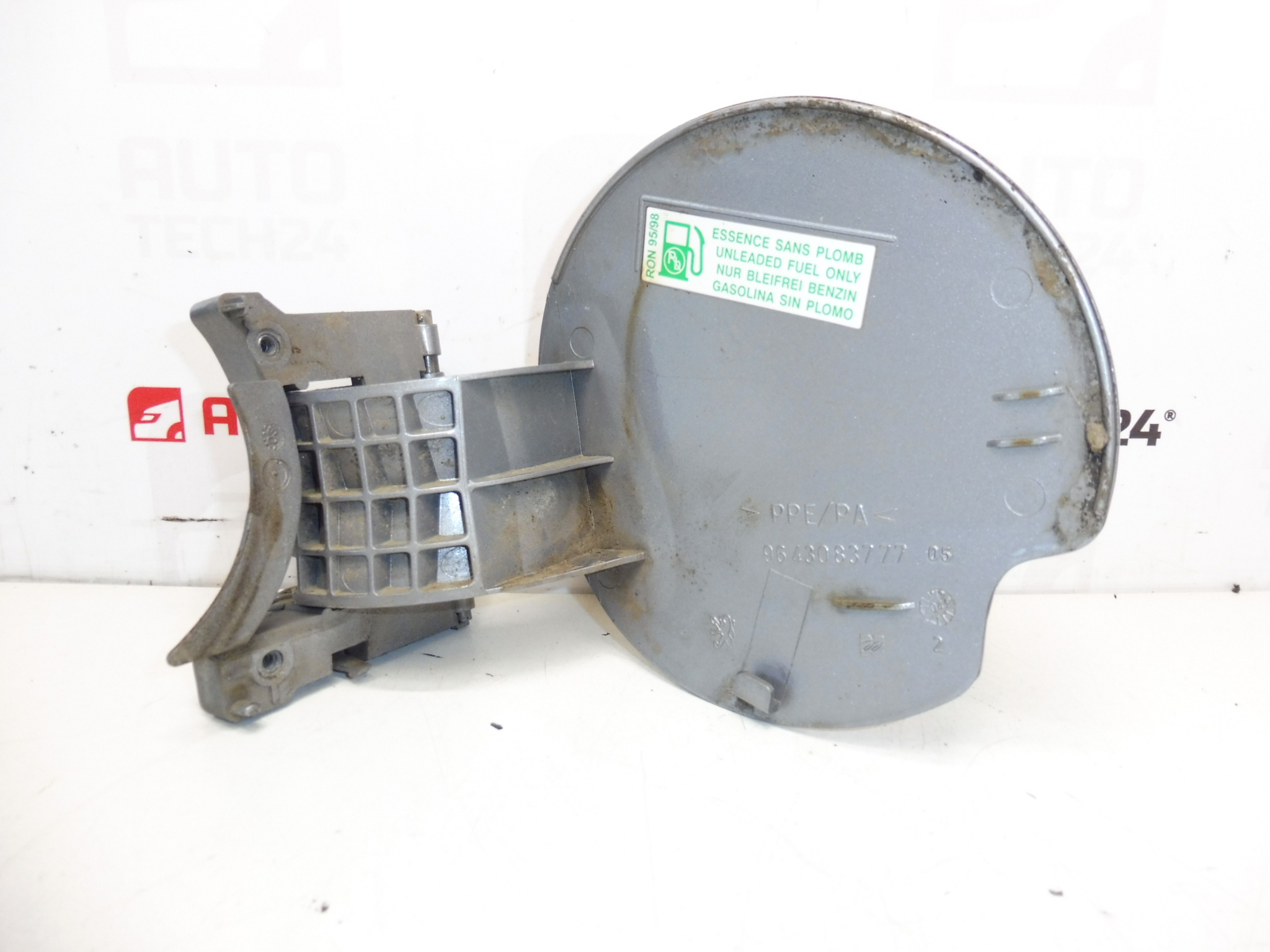 Tankdeckel Peugeot 307 Kombi 9643083777 EZAC