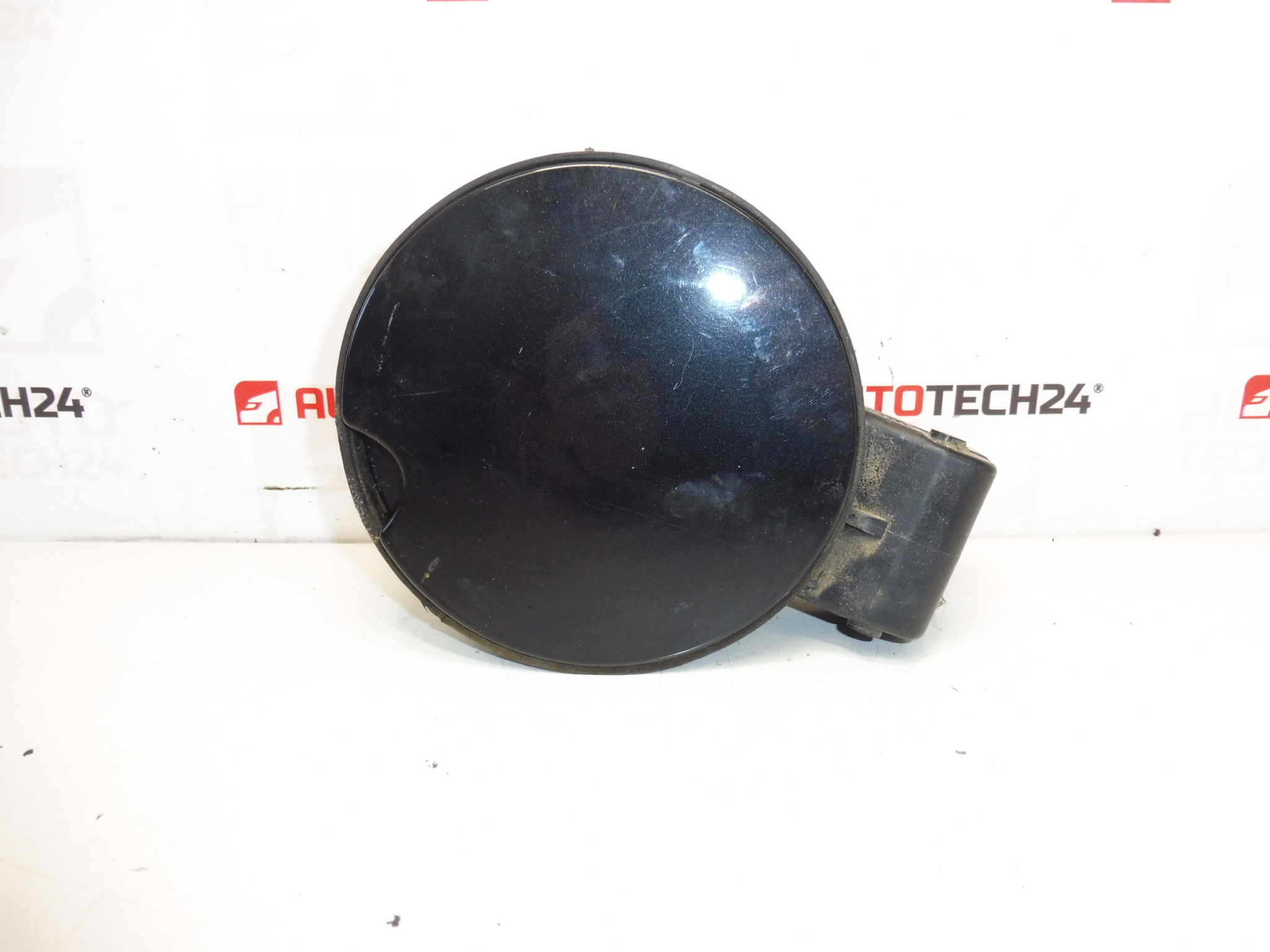 Tankdeckel Citroën C4 5 Türen 9650573477 1517C1 EXLD