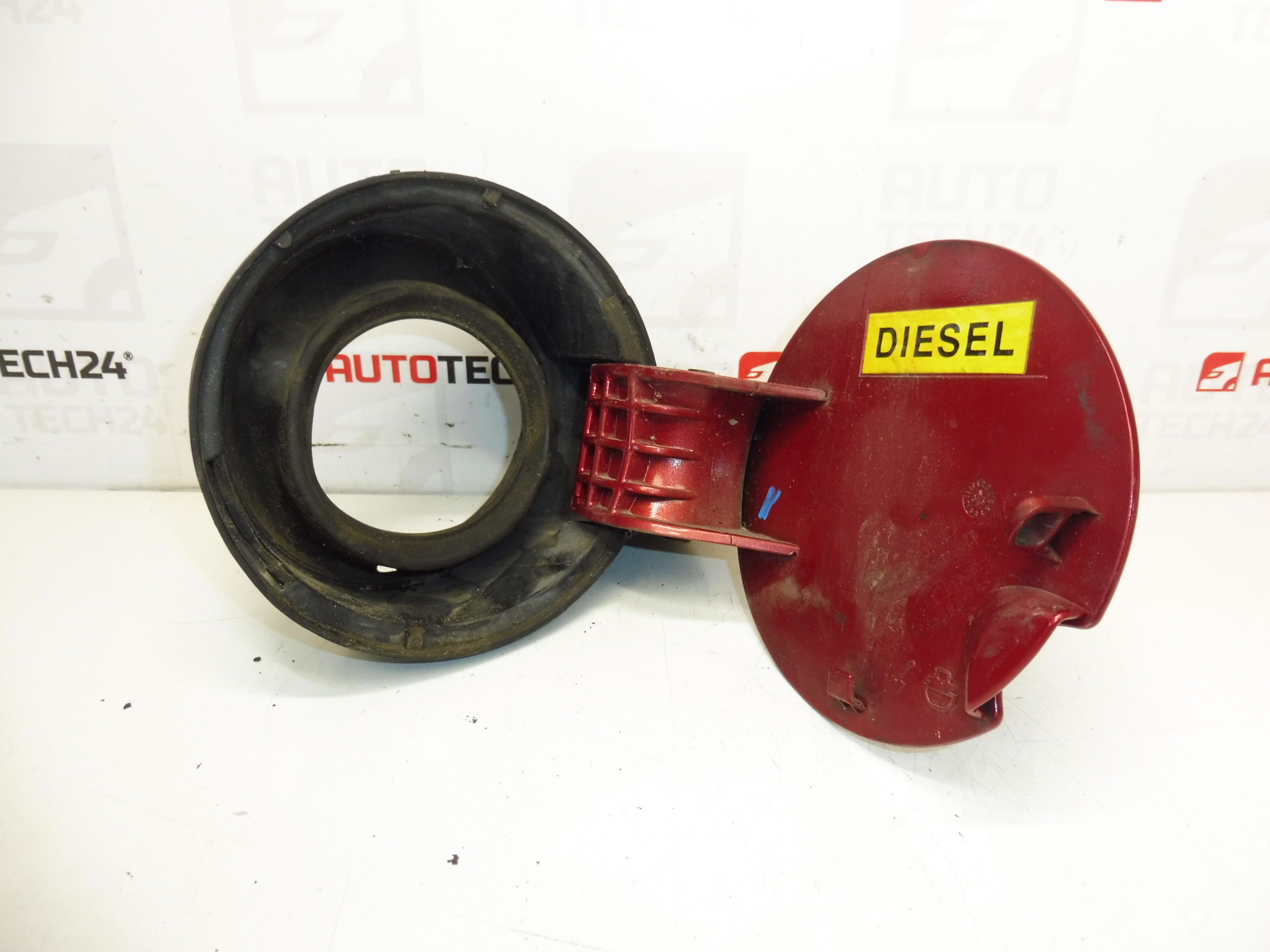 Tankdeckel Citroën C4 5 Türen 9650573477 1517C1 EKQD