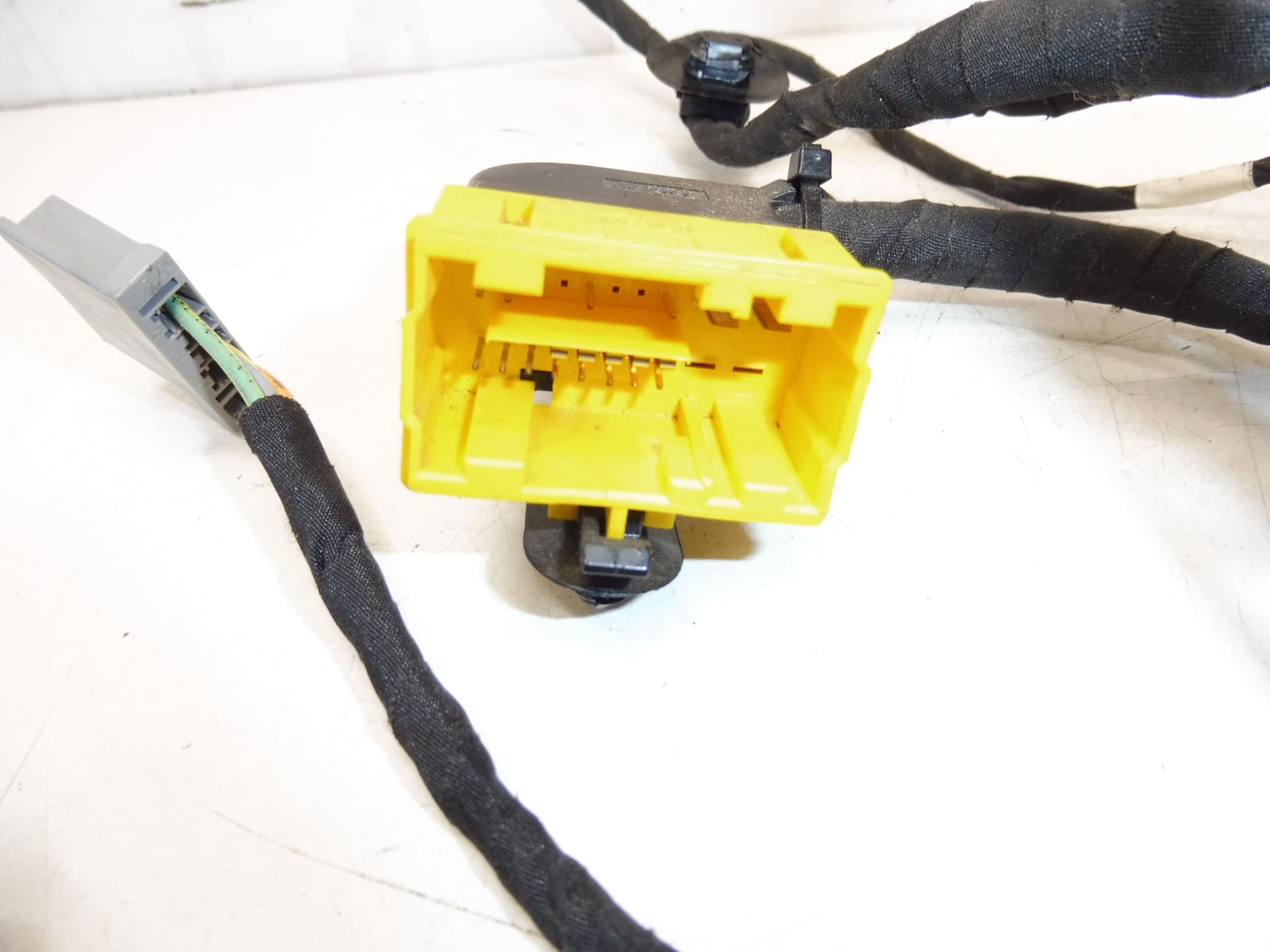 Sitzverbindung Fahrersitz Citroën C4 Picasso Valeo 5243596 – Bild 2