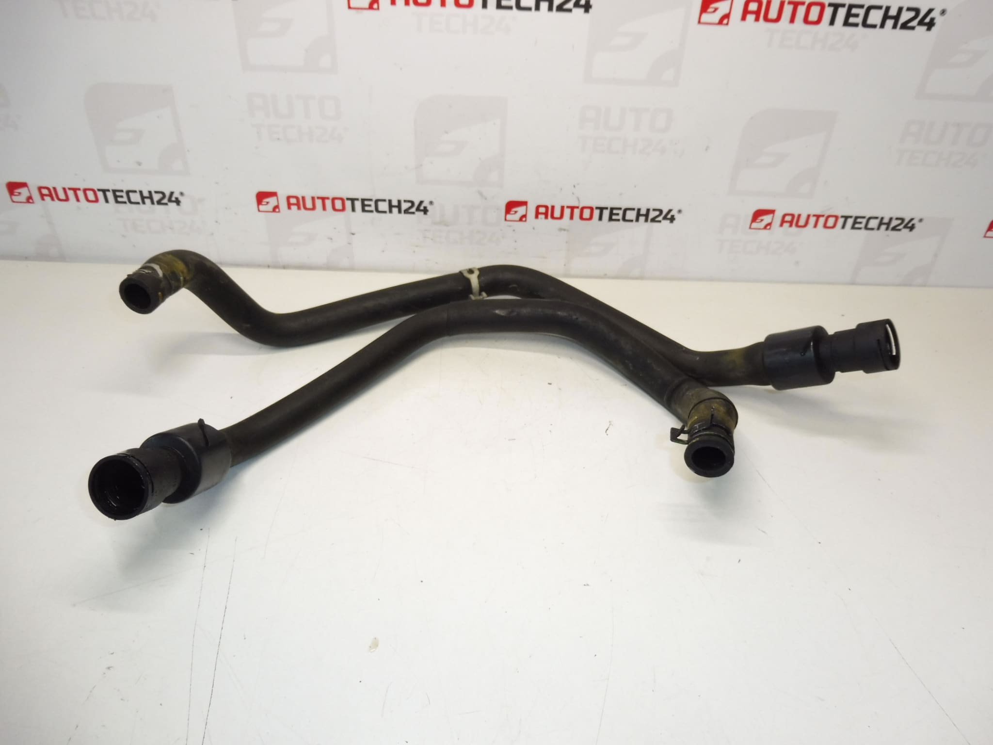 Wasserleitung Citroën Peugeot 2.2 HDI 1343FL 1343FS – Bild 2