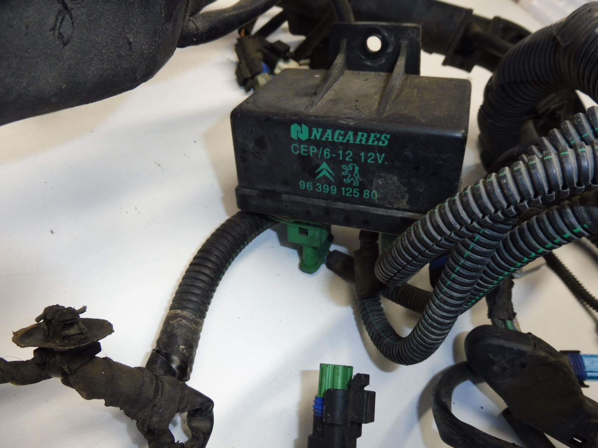 Motorstrang Citroën Peugeot 2.2 HDI 1498602080 656939 – Bild 2