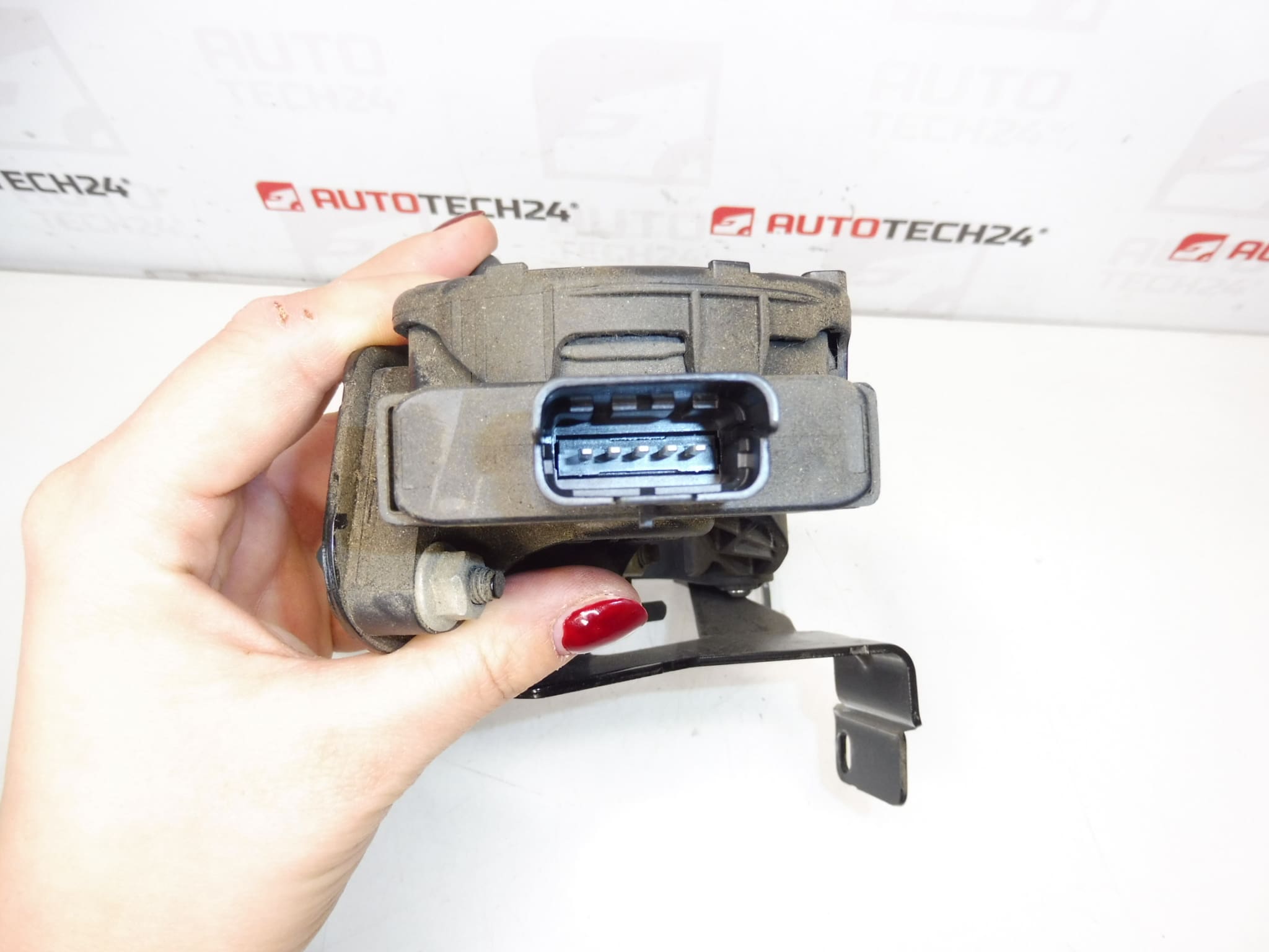 Gaspedal HELLA Citroën Peugeot 1400752980 1601S8 – Bild 2