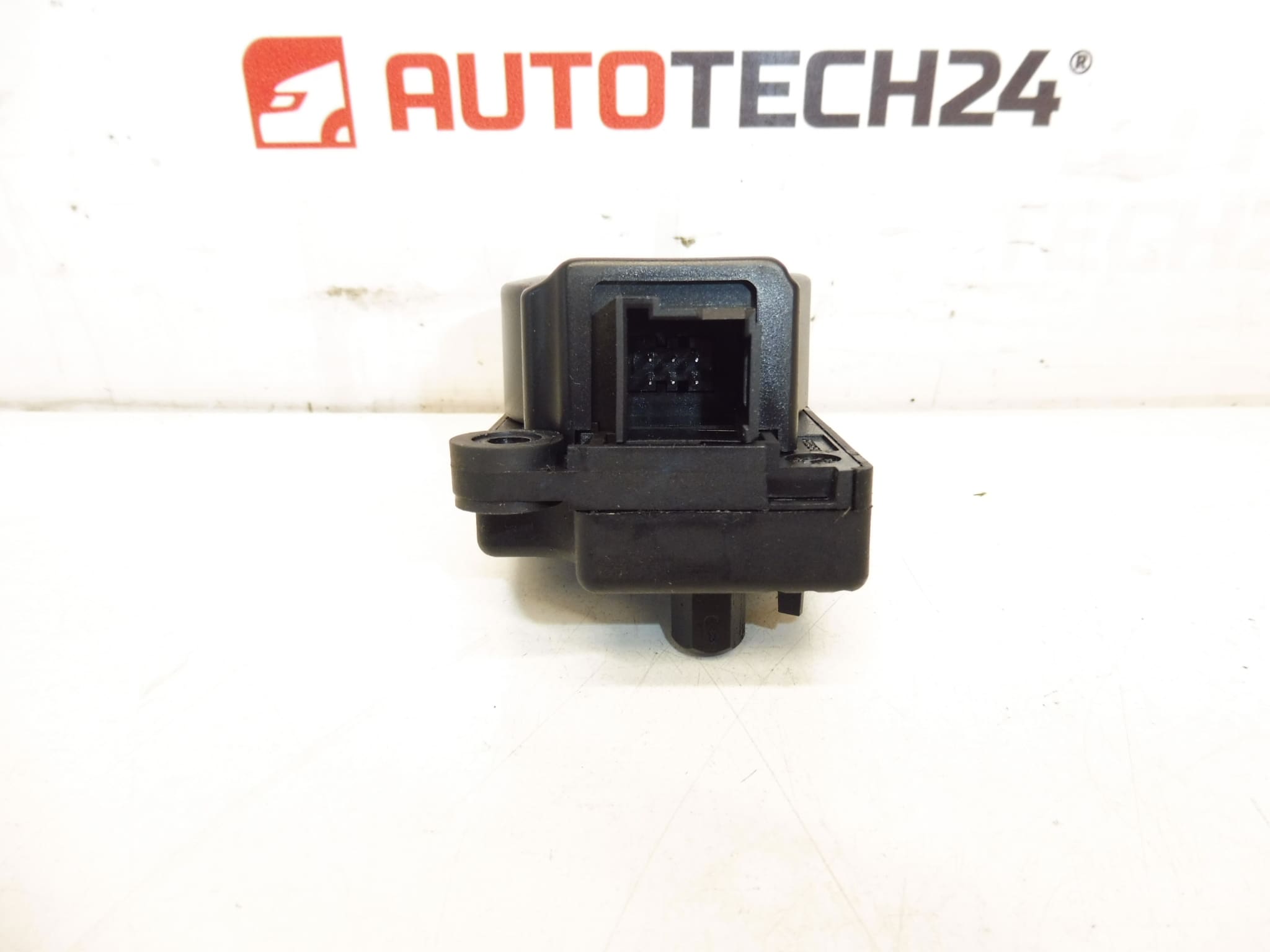 Heizungs-Servomotor BEHR für Citroën EAD516 P1975001U 42647949 – Bild 2