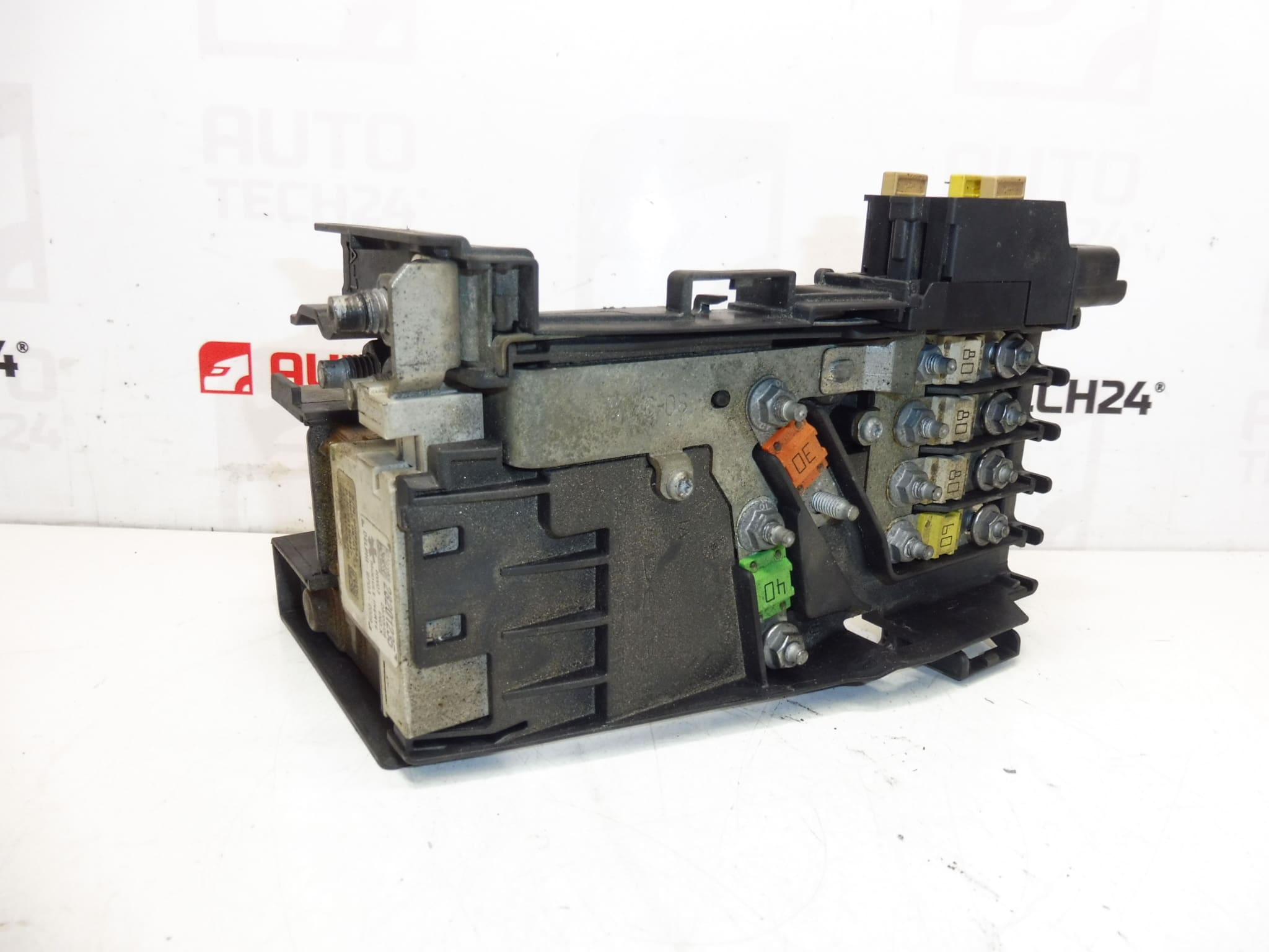 Citroën Peugeot 9665794680 28201235 6500HE Sicherungsmodul – Bild 2