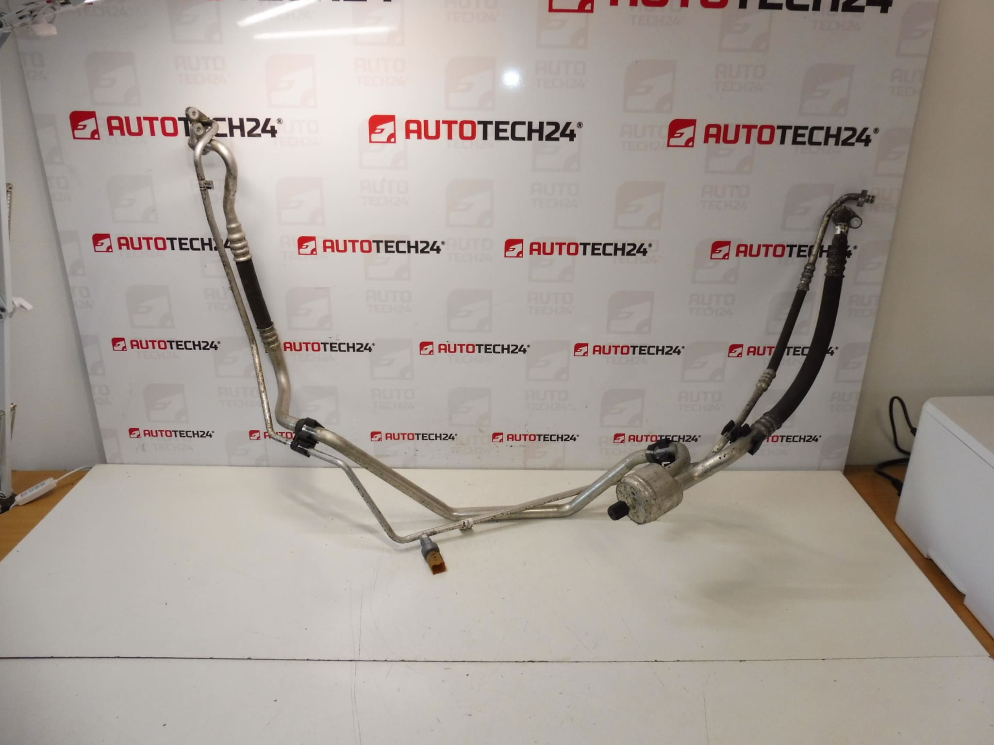 Klimarohr Citroën Berlingo III 9681693180 6477C9