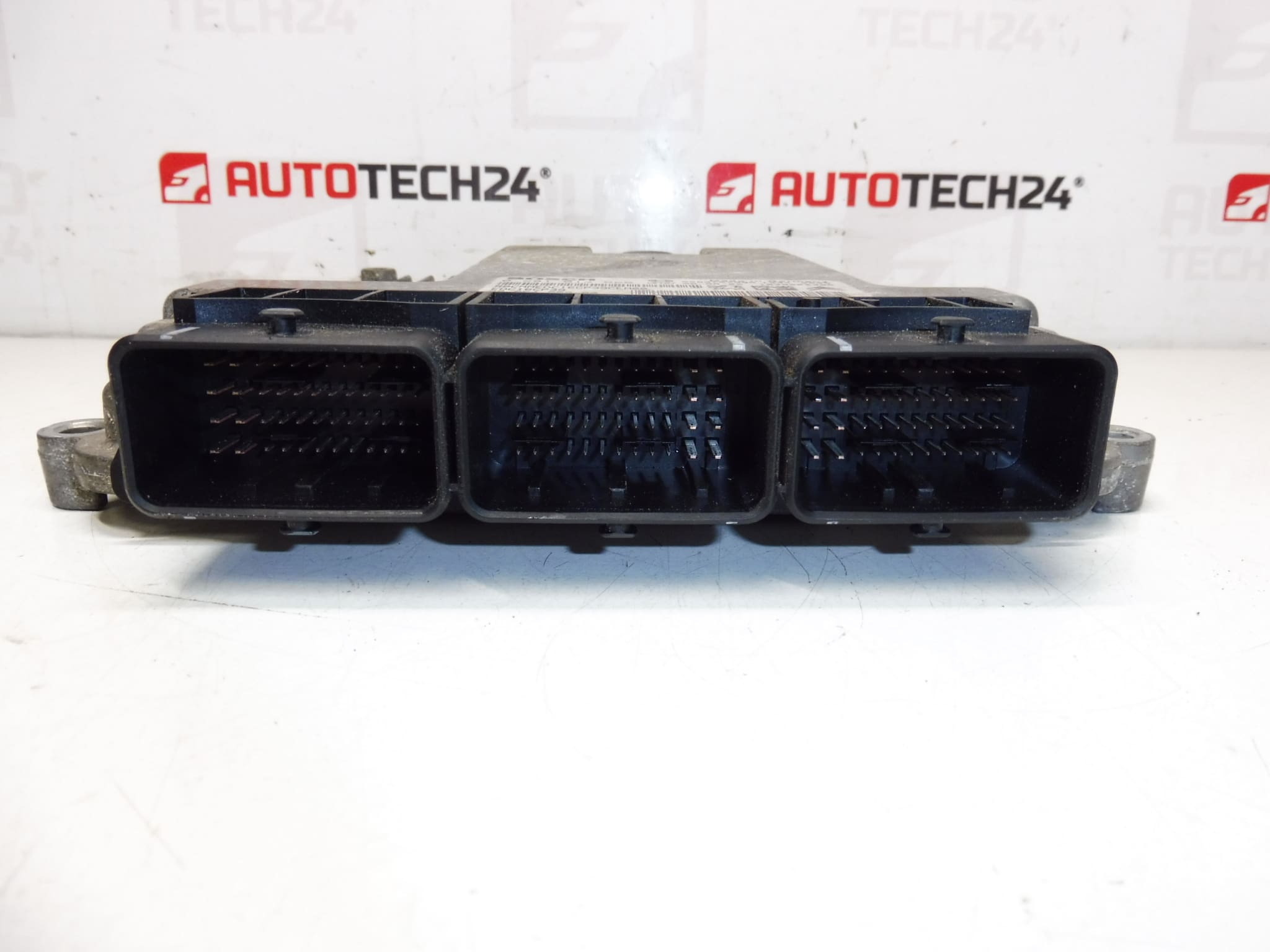 Bosch Motorsteuergerät EDC16CP39 9665465280 0281013666 1943F2 – Bild 2