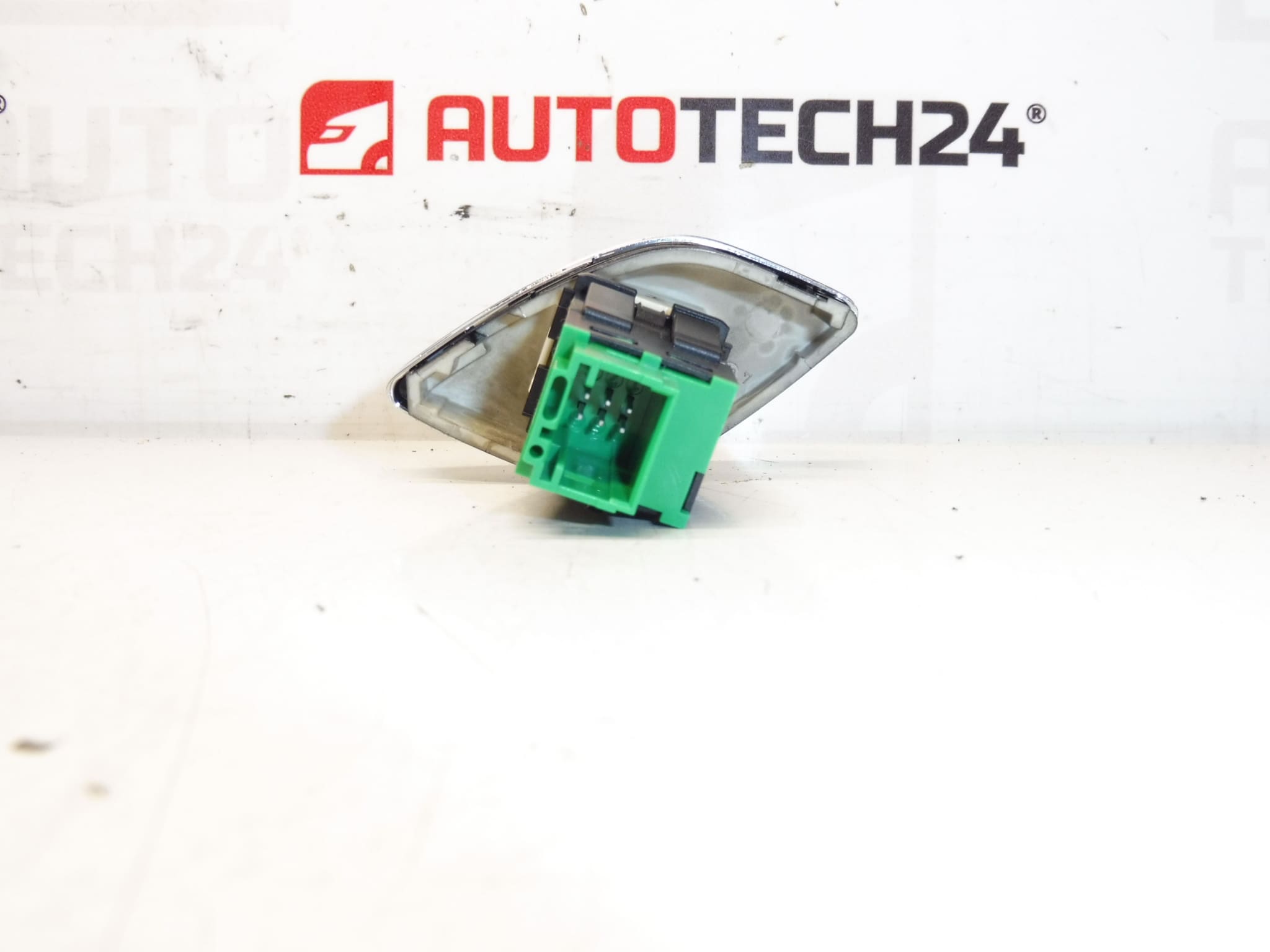 Central Locking Citroën C3 II 96656596KR 6490ET – Bild 2