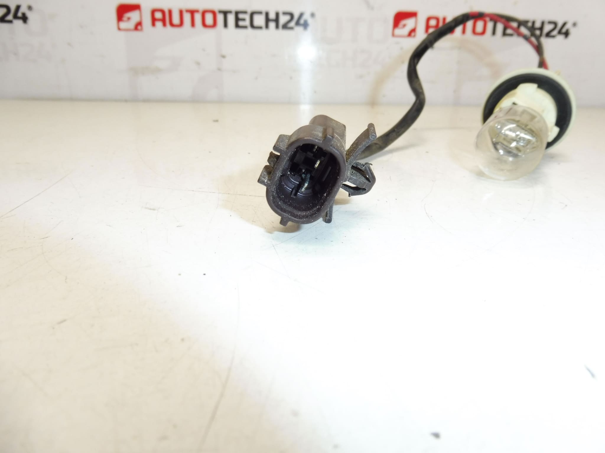 Citroën C-Crosser 621563 Citroën – Bild 2