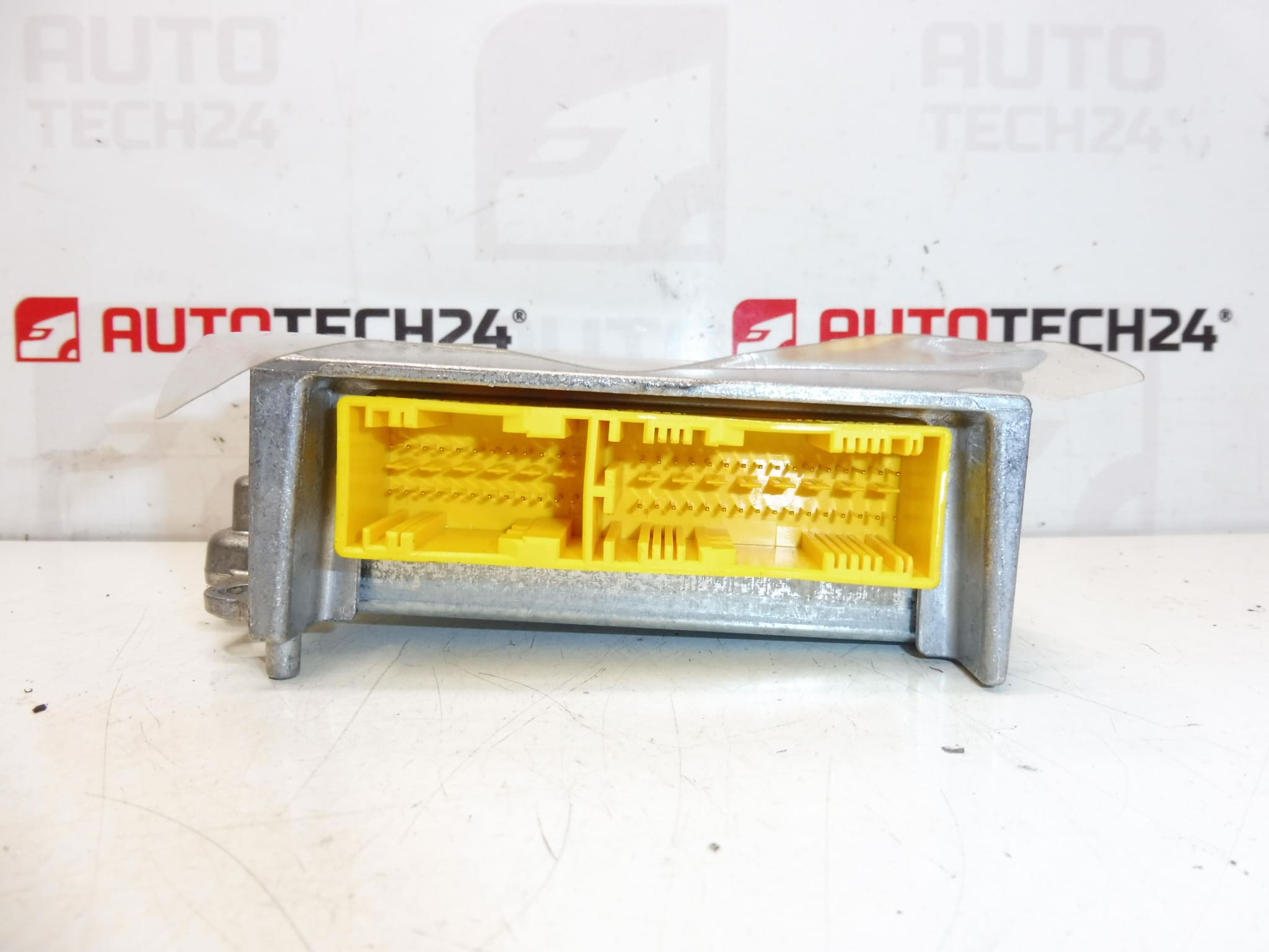 Citroën C-Crosser Peugeot 4007 P8635A053 6546Y666 – Bild 2