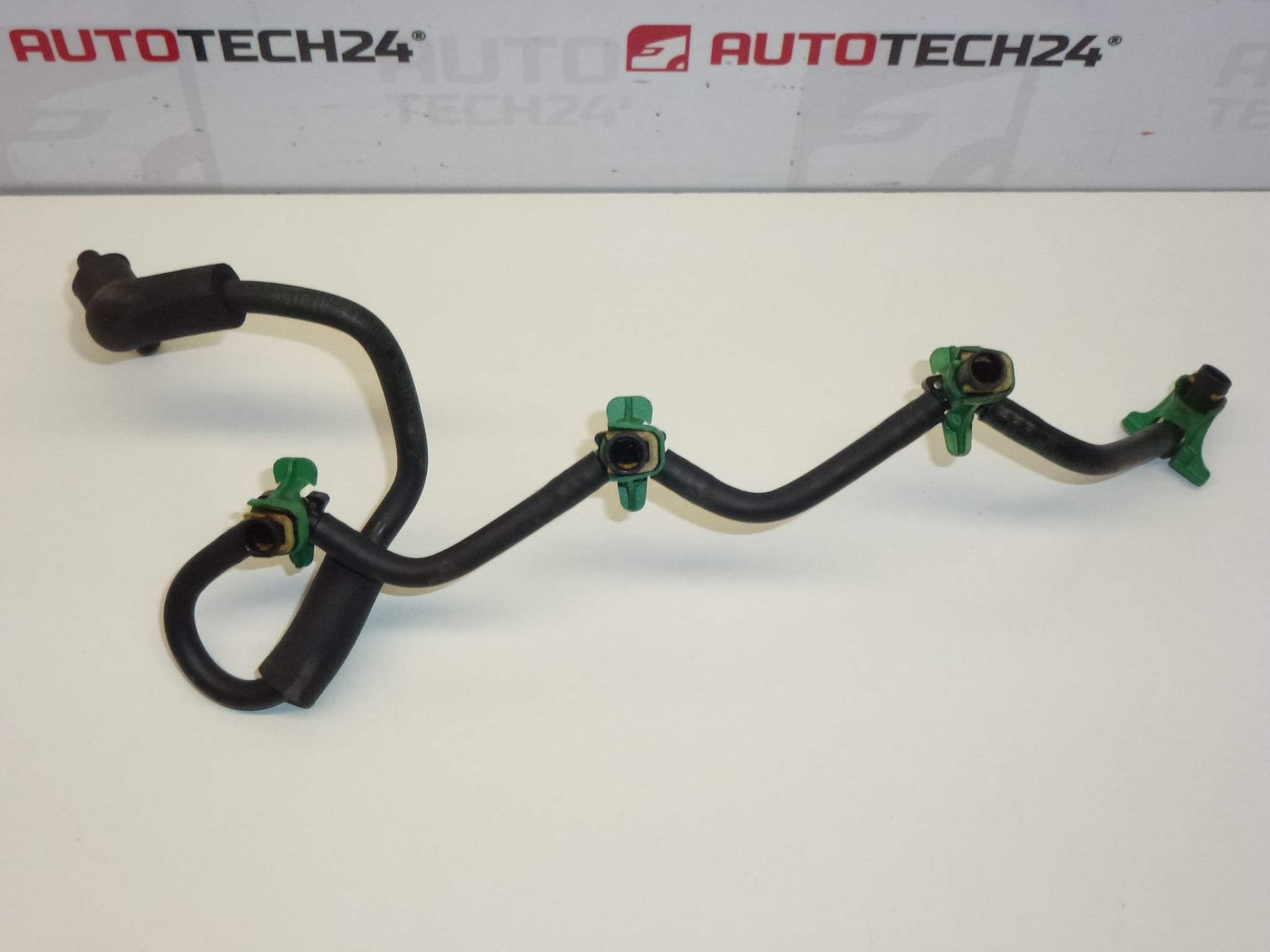 Überlaufschläuche für Citroën/Peugeot 1,6 e-HDi (1574 cm³, Motorcode 1574HX) – Bild 2