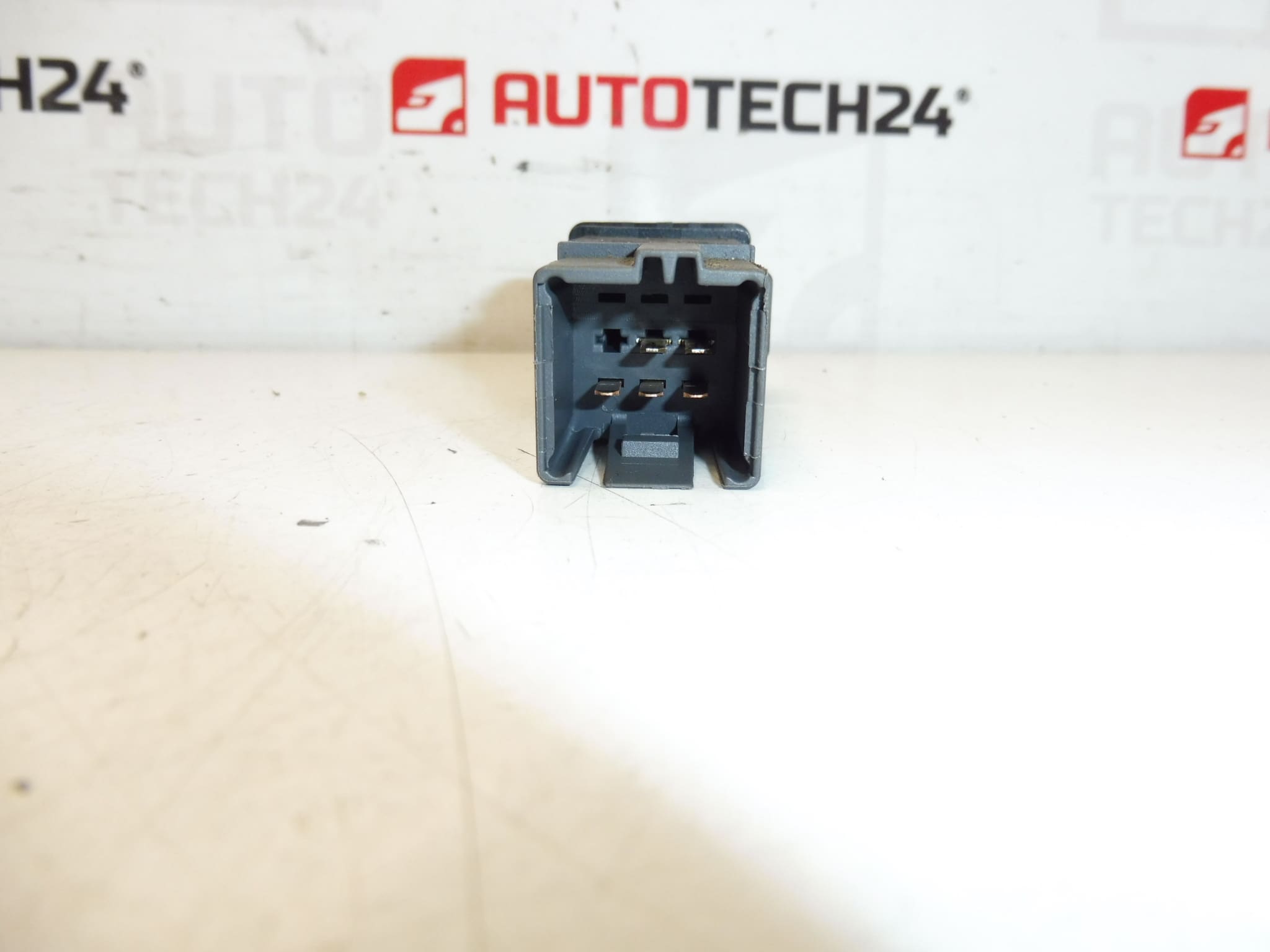 Citroën Xsara 6554ck Heckfensterschalter – Bild 2