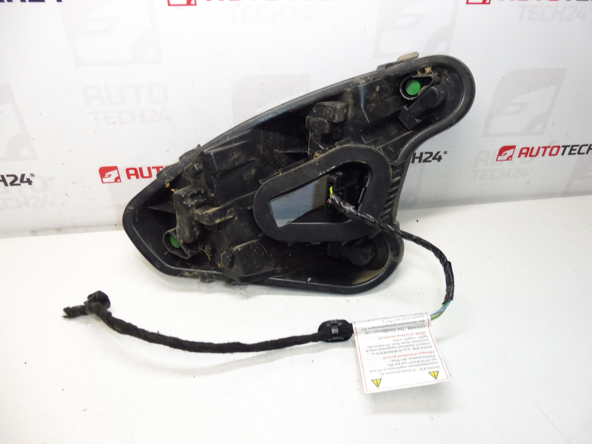 Peugeot 308 Schrägheck hinten rechts Lampenfassung 1606959180