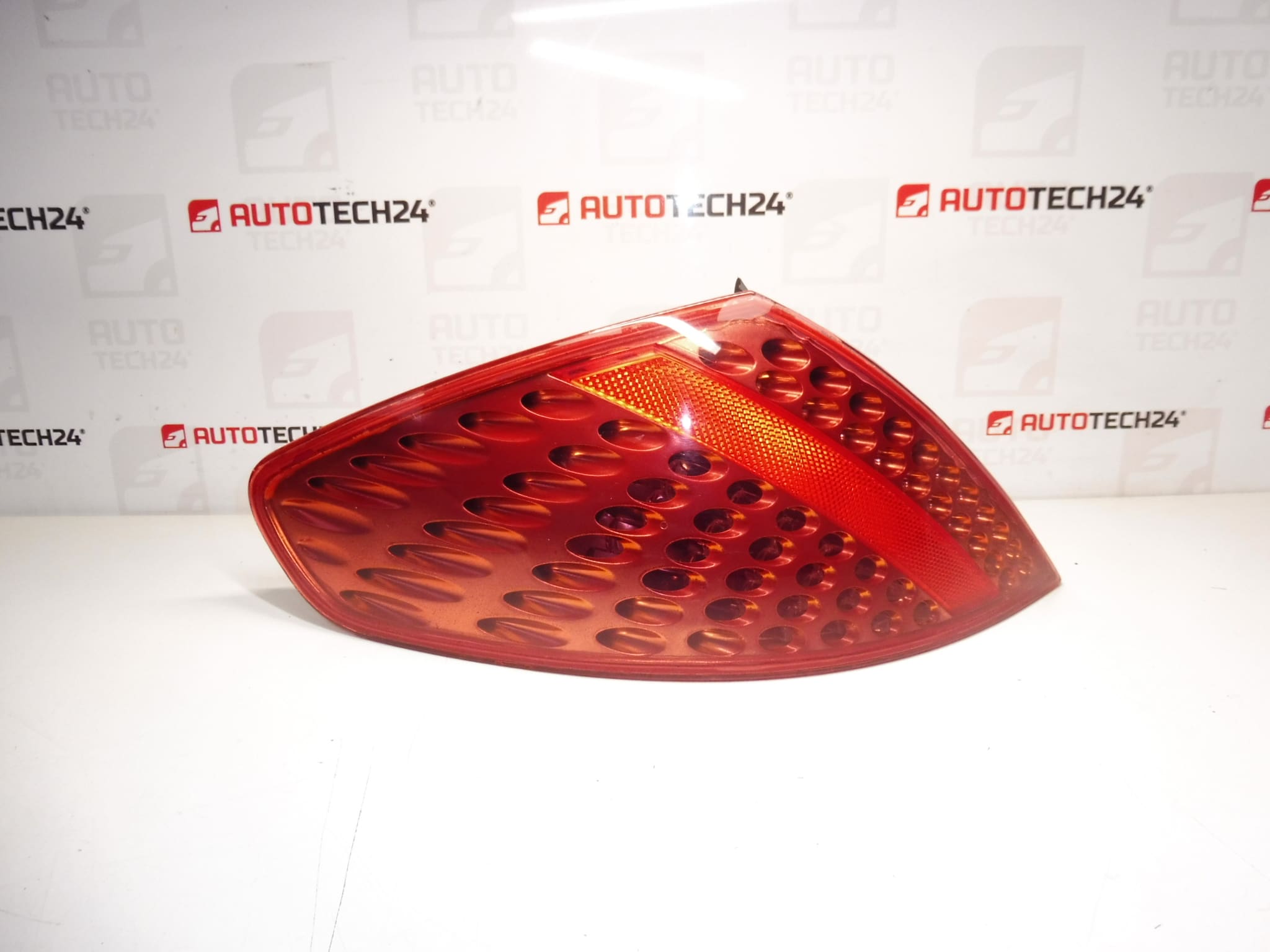 Lampe hinten links Peugeot 307 CC 714025600761 6350S3 6350X4