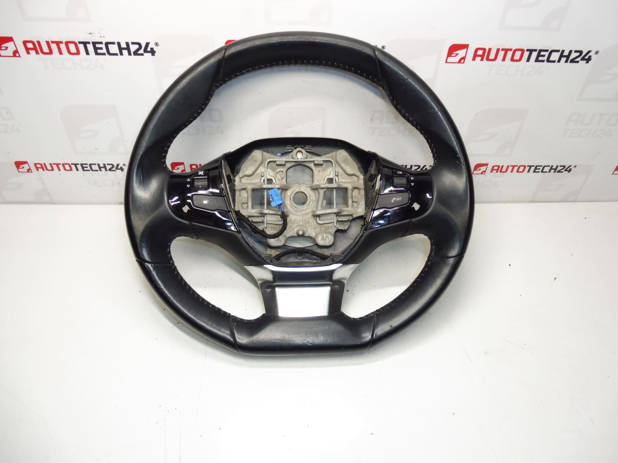 Lenkrad Peugeot 308 T9 98374026ZD 98084115XU