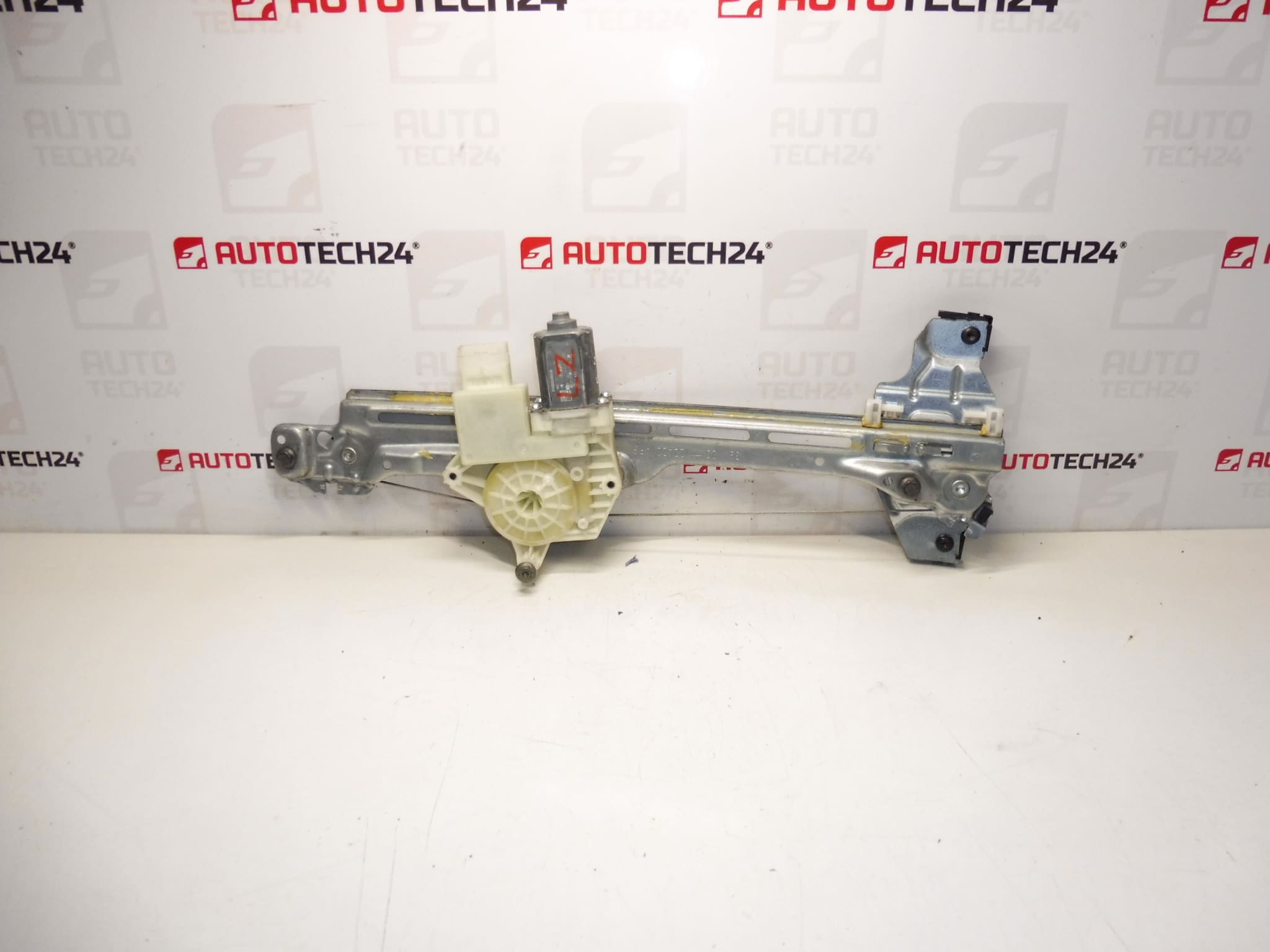 Peugeot 308 T9 Heckscheiben-Zugmechanismus 9800273480