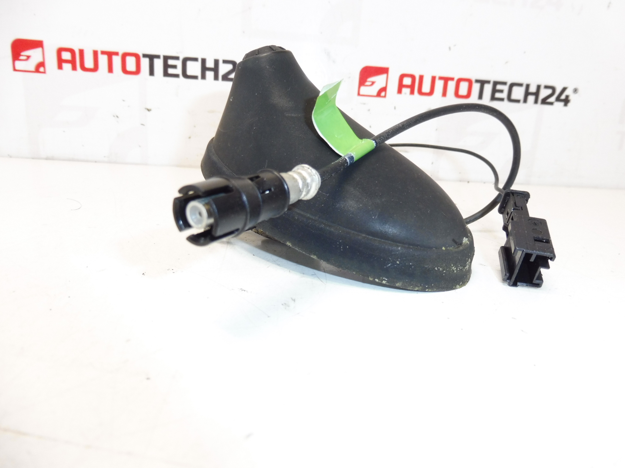 Antenne Citroën C2 C3 9653389980 6567W7