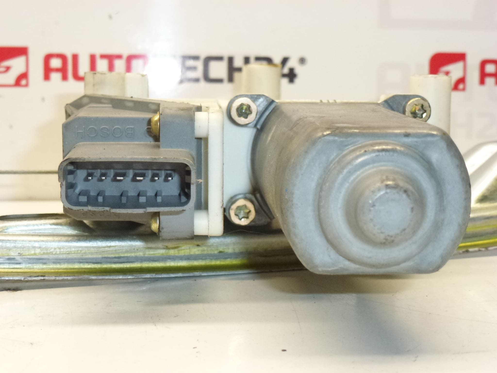 Citroën C5 01-07 Fensterheber hinten rechts 922467 – Bild 2