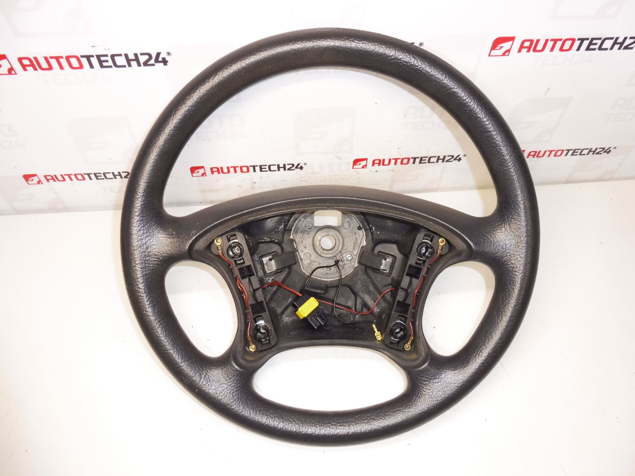 Lenkrad Citroen C8 Peugeot 807 14845630YR 4109AW