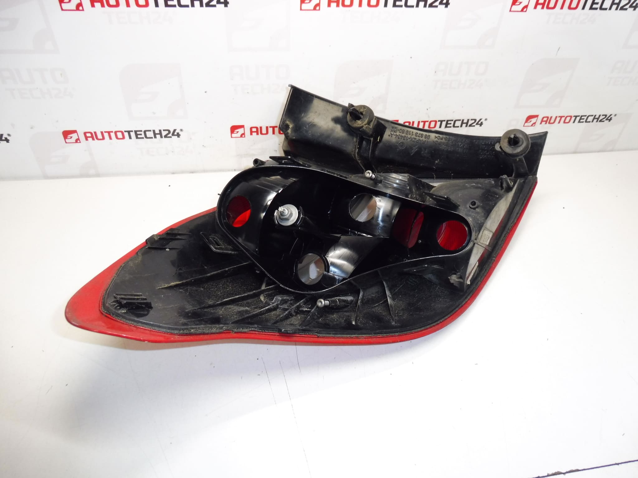 Rechtes Rücklicht außen Citroën C4 II 9687311980 – Bild 2