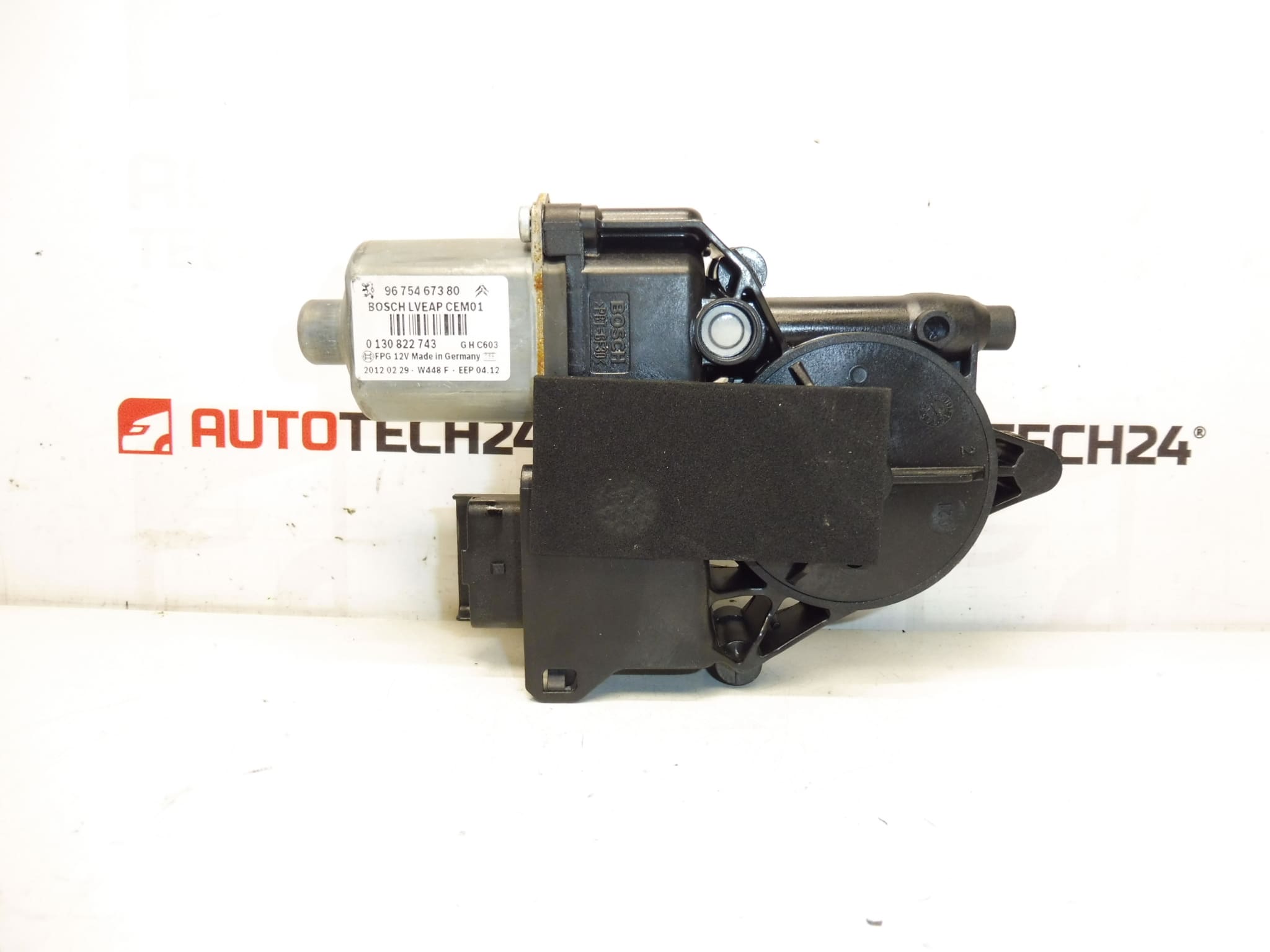 Peugeot 308 rechter Fensterhebermotor 9675467380 0130822743