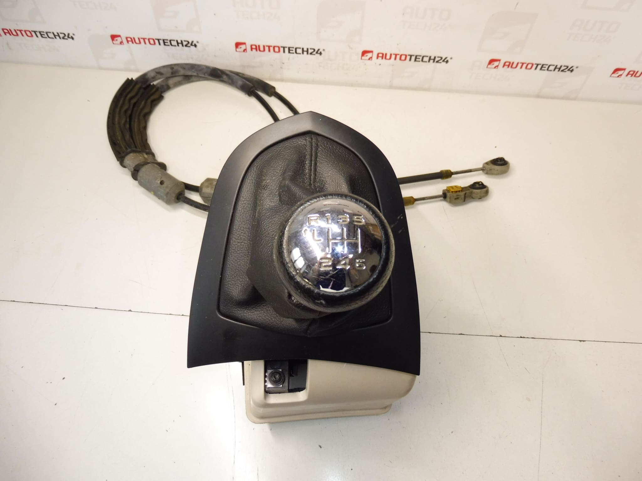 Peugeot 308 T7 Getriebe 9672735680 2400KV – Bild 2