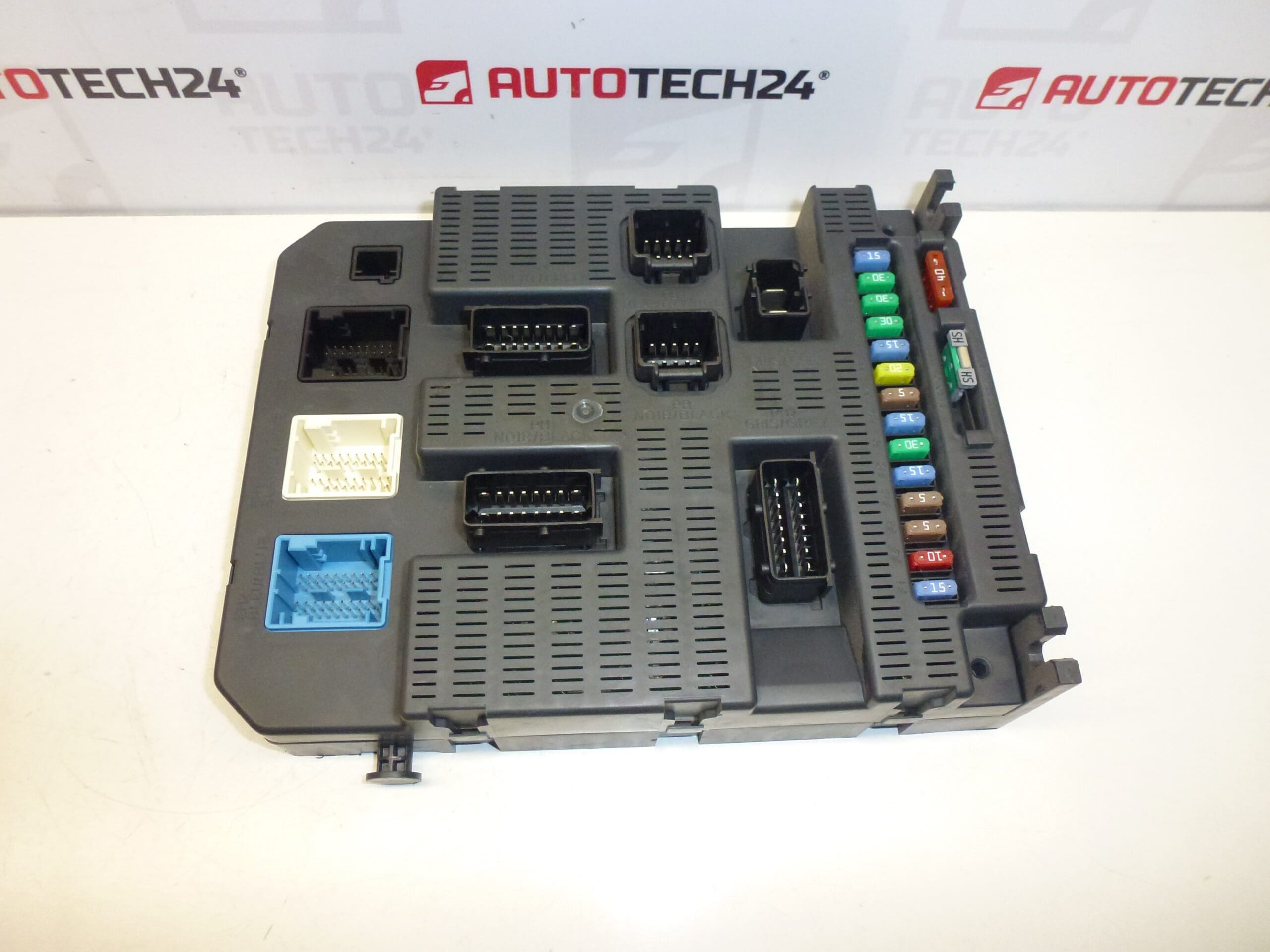 BSI-Steuergerät Valeo P09-00 Citroën Peugeot 9663798580 6580QK