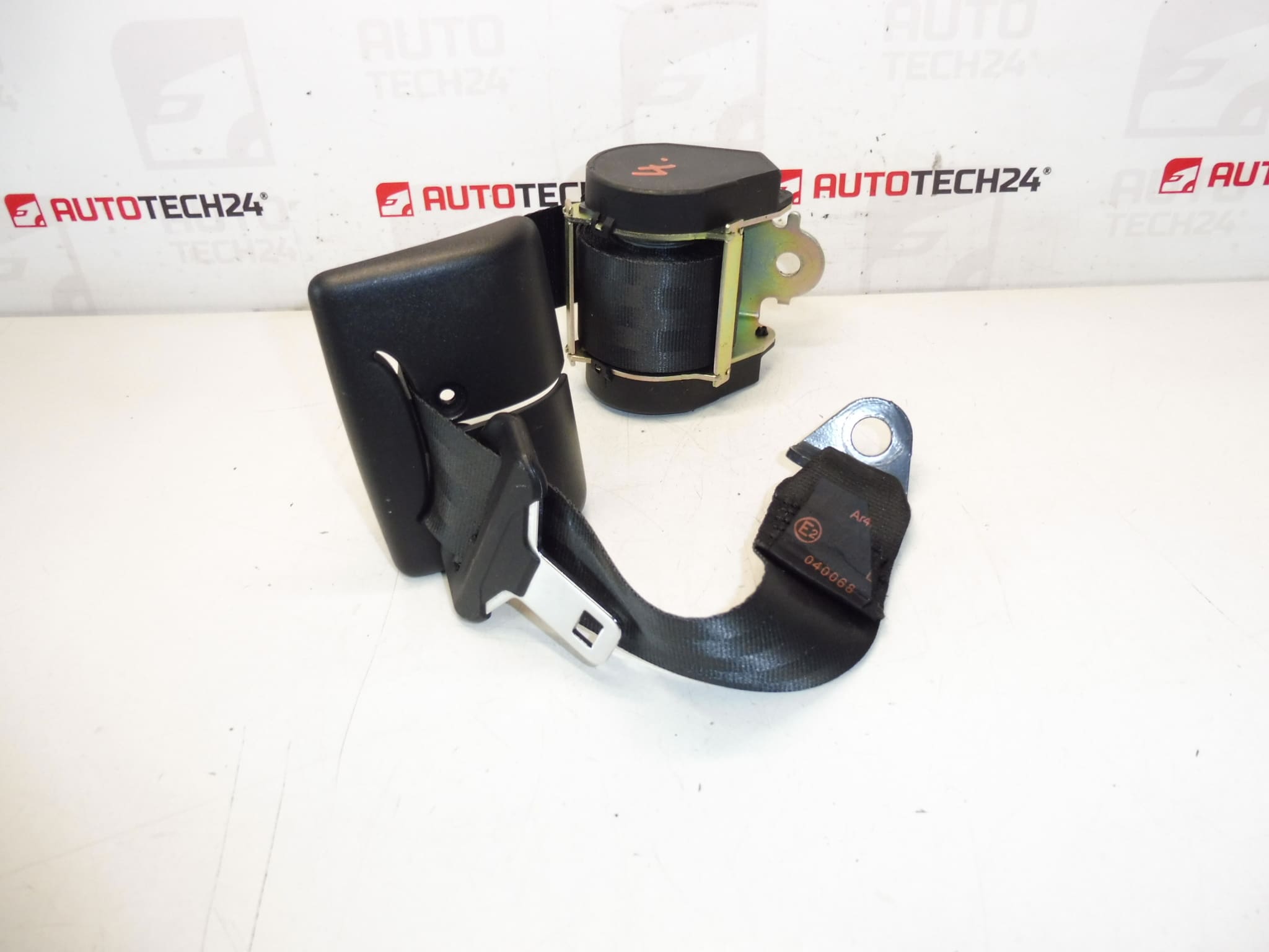 Citroen 4 Mittelriemen hinten 8974LF