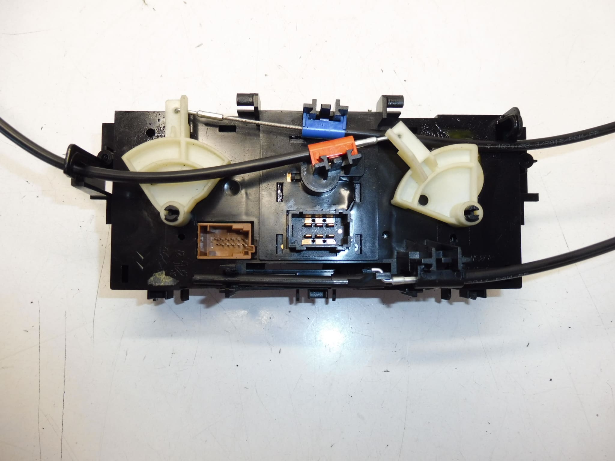 Citroen C3 II und DS3 Klimaanlage Heizungssteuerung 9675400280 – Bild 2