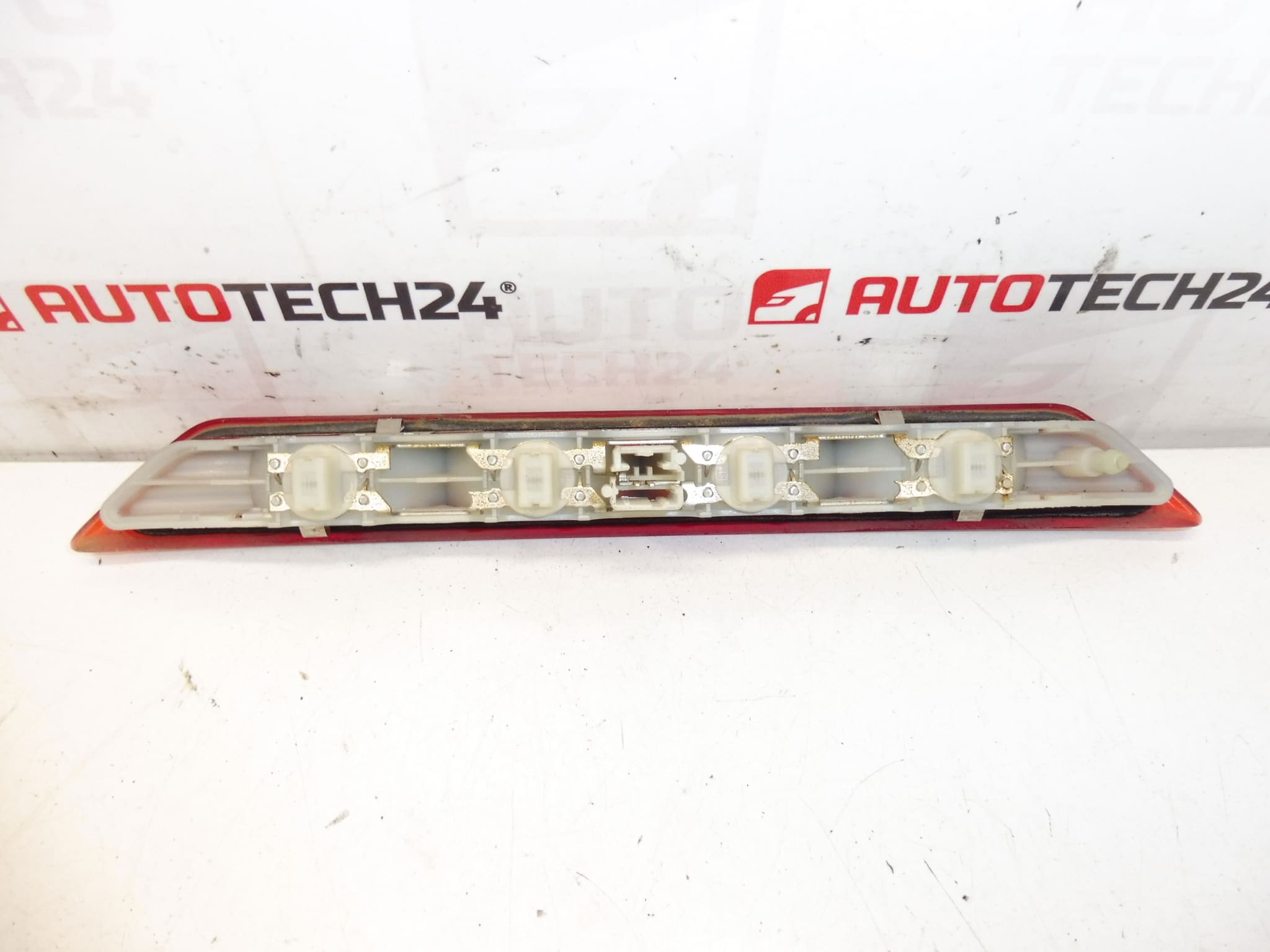 Zusätzliches Bremslicht Citroën C3 II 9683116580 6351JS – Bild 2