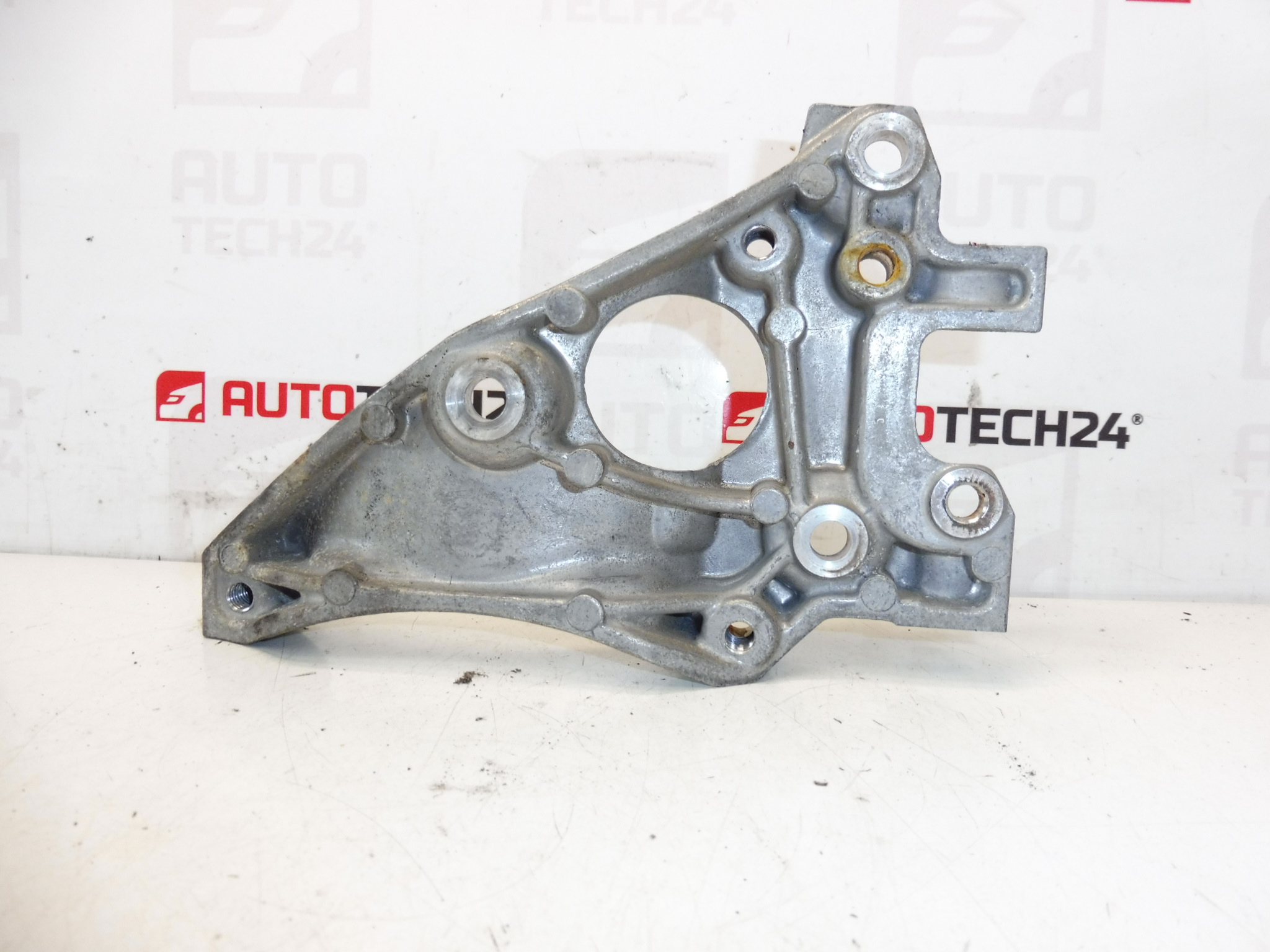 Halterung für Klimakompressor Citroën Peugeot 1.6 e-HDI 9672950980 6453NS