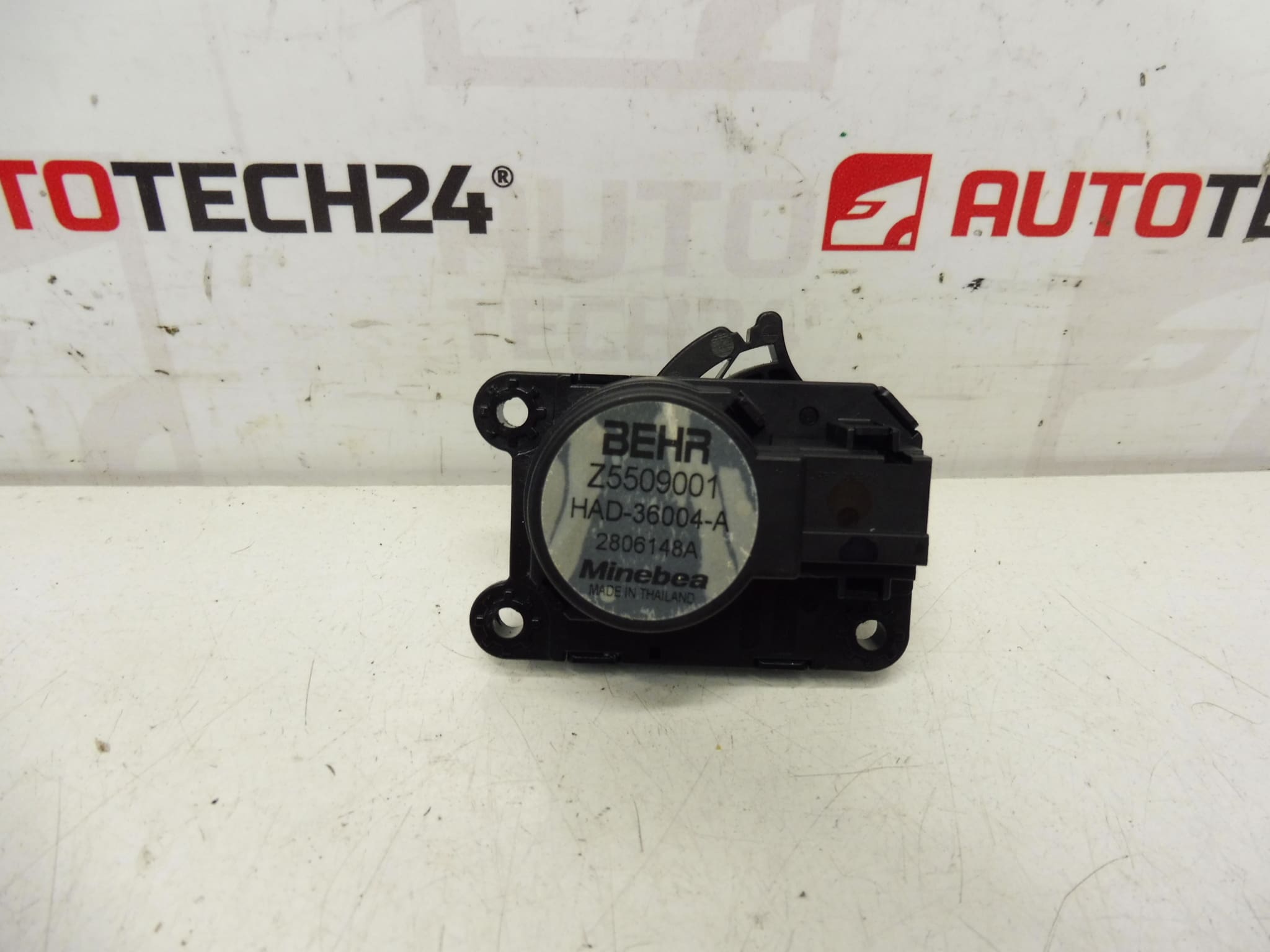 Heizungsaktor BEHR Citroën Z5509001 2706148A 647995