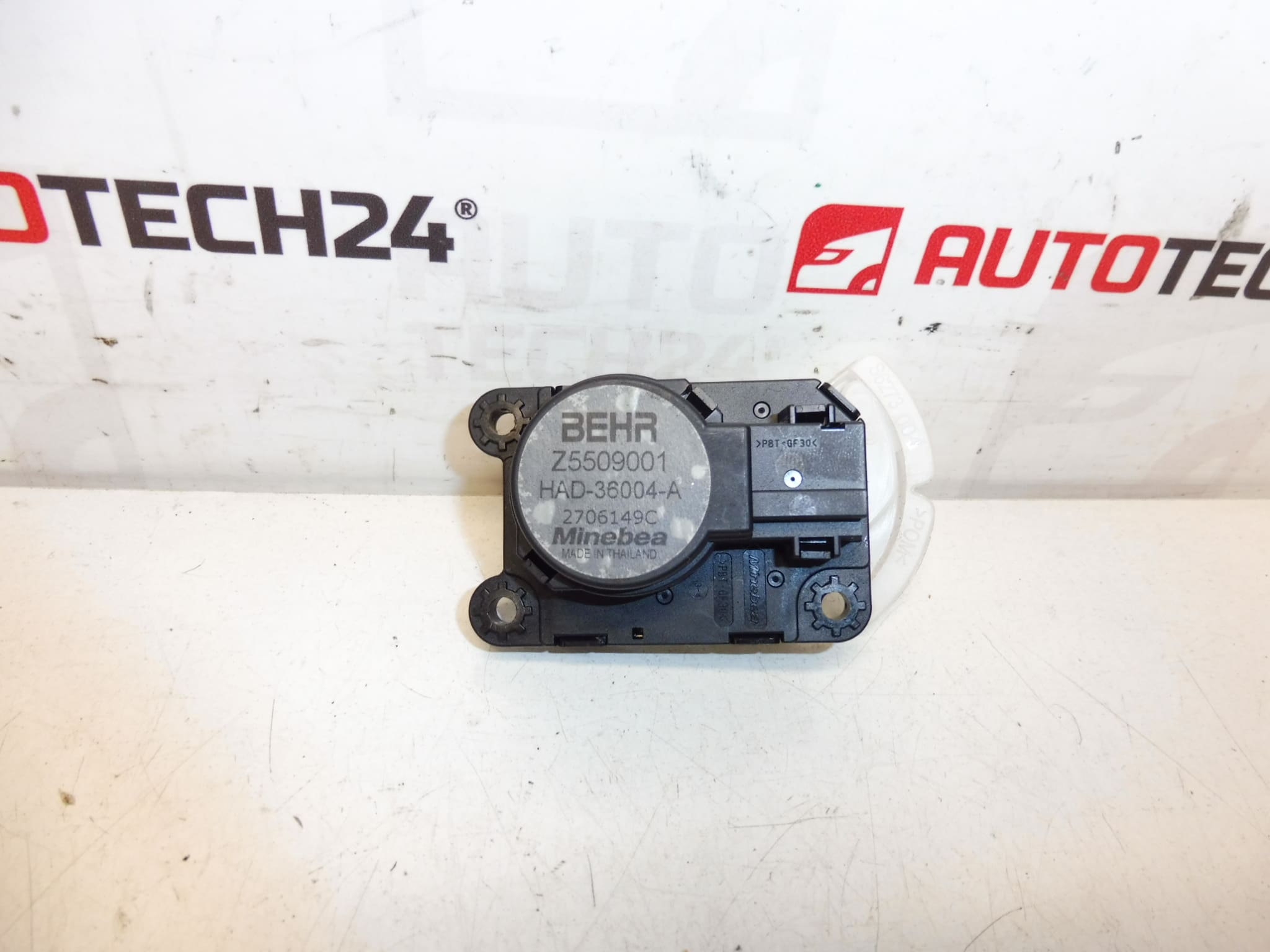 Heizungsaktor BEHR Citroën Z5509001 2706149C 647997
