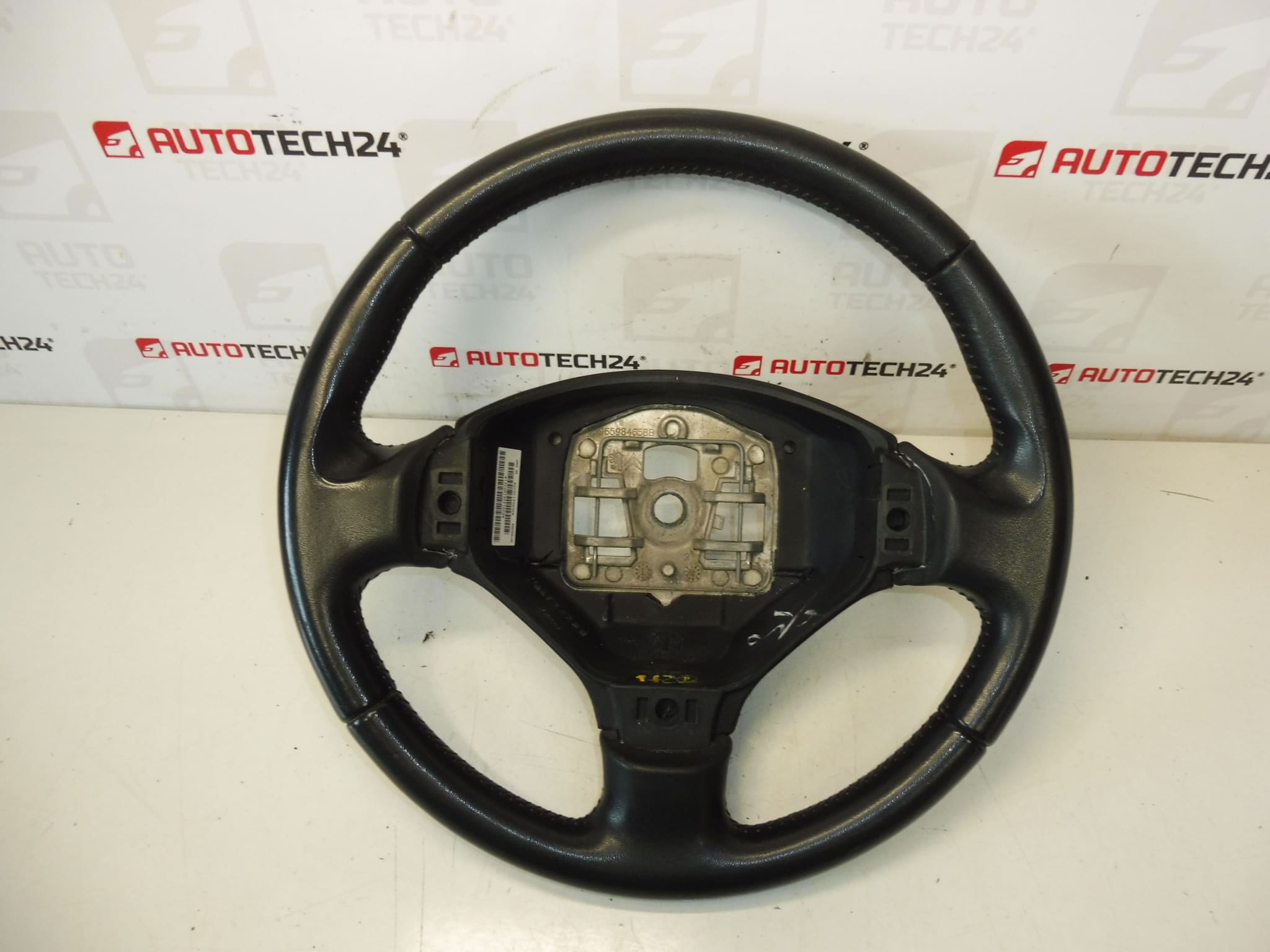Lenkrad Peugeot 3008 5008 96866138ZD