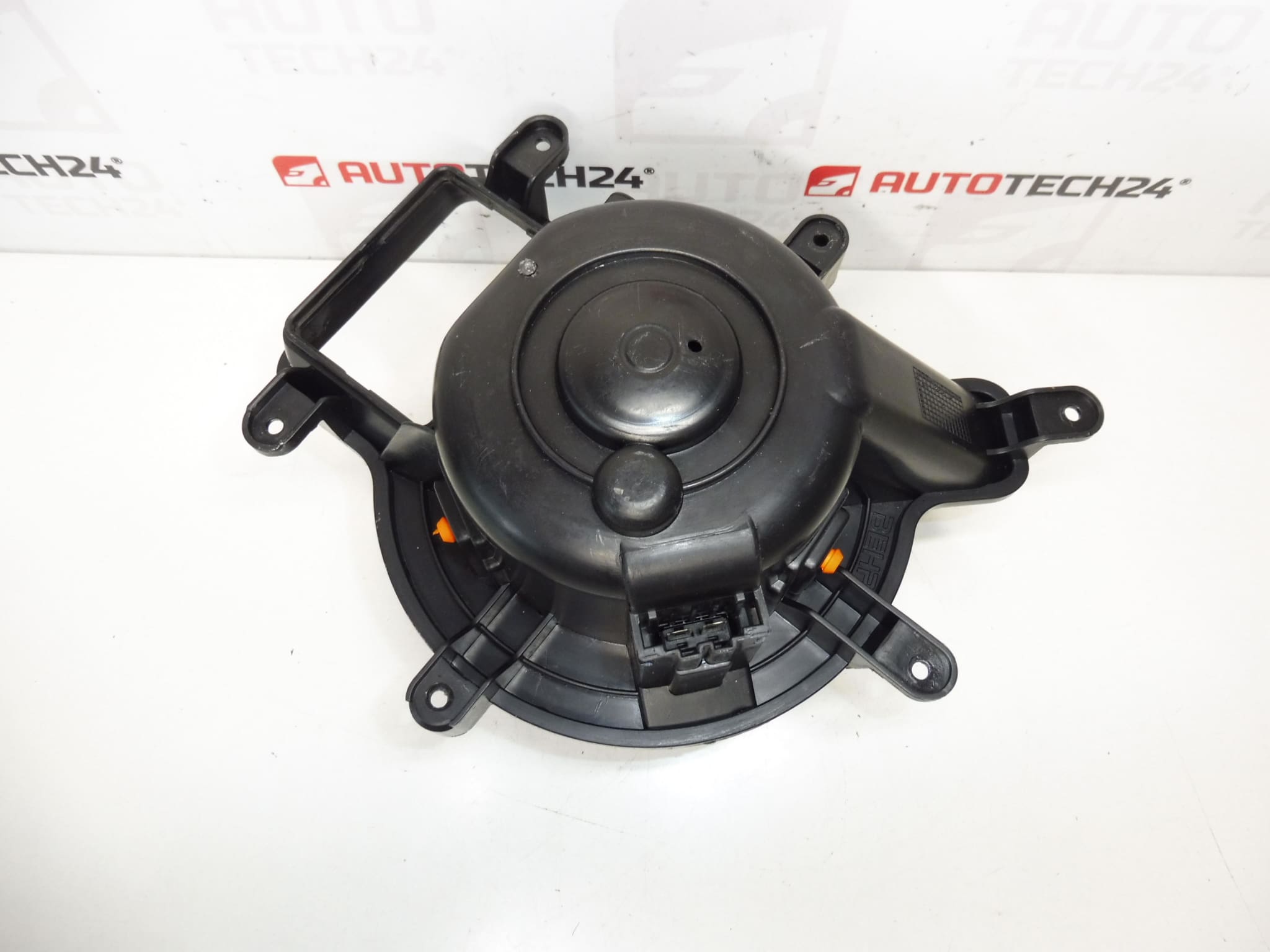 Heizgebläse Peugeot 3008 5008 T3953003 6441CP