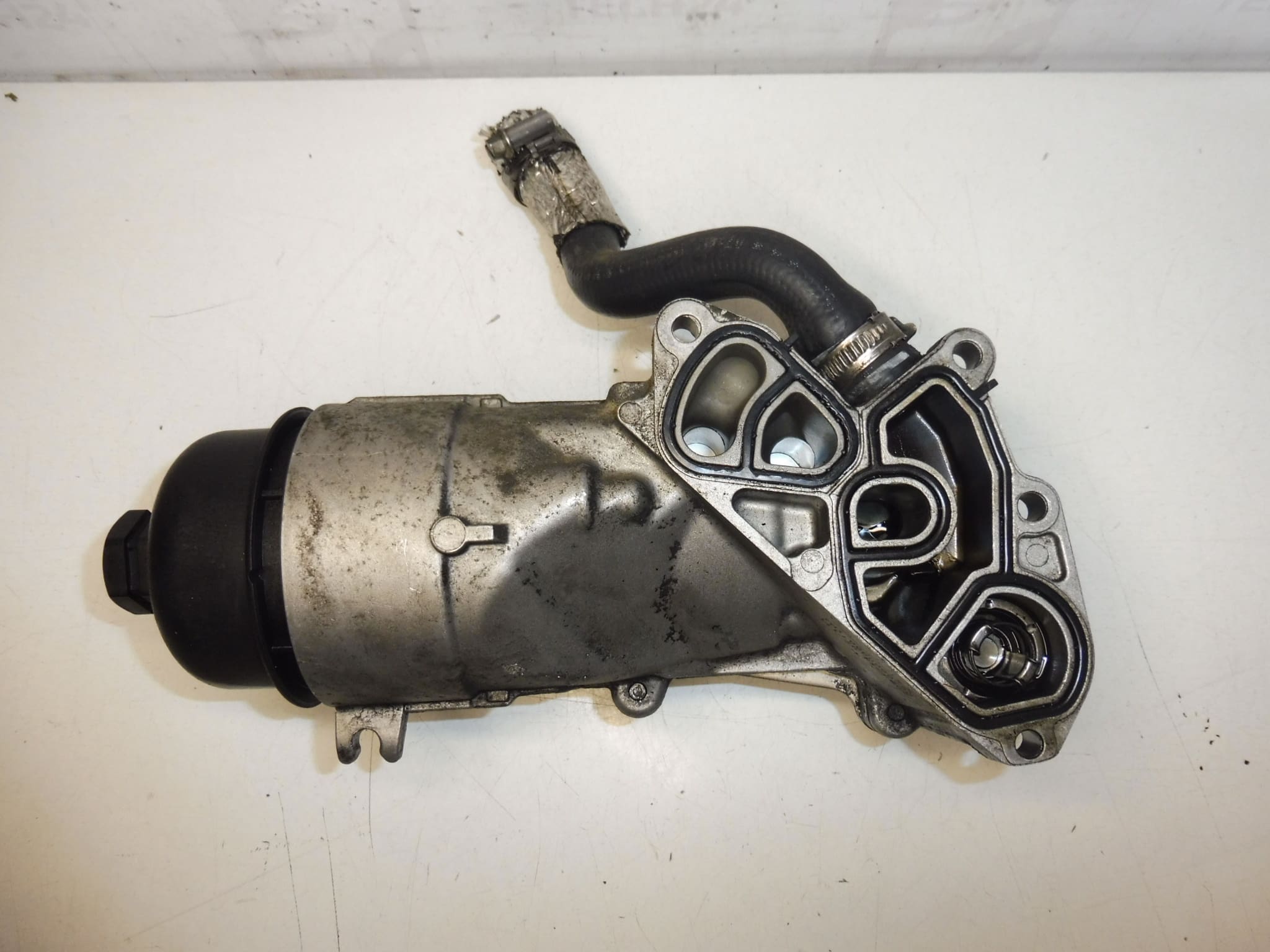 Ölfilterhalter 1.6 HDI Citroën Peugeot 1103N9 – Bild 2
