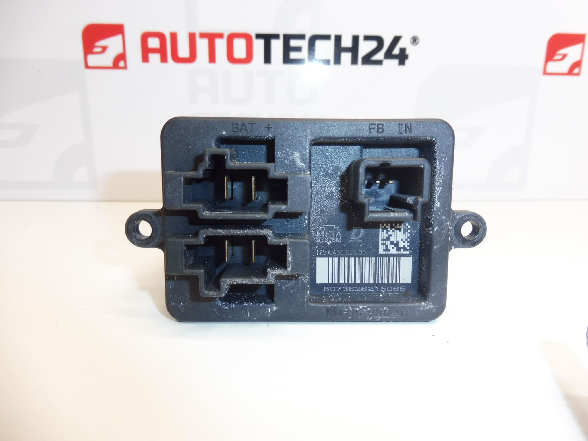 Gebläseregler Citroën Peugeot 9821291880 – Bild 2