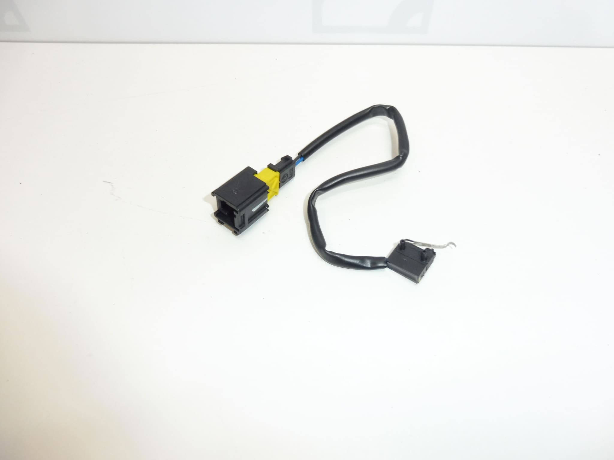 Schalter für das versenkbare Dach links Peugeot 307 CC 8484L5