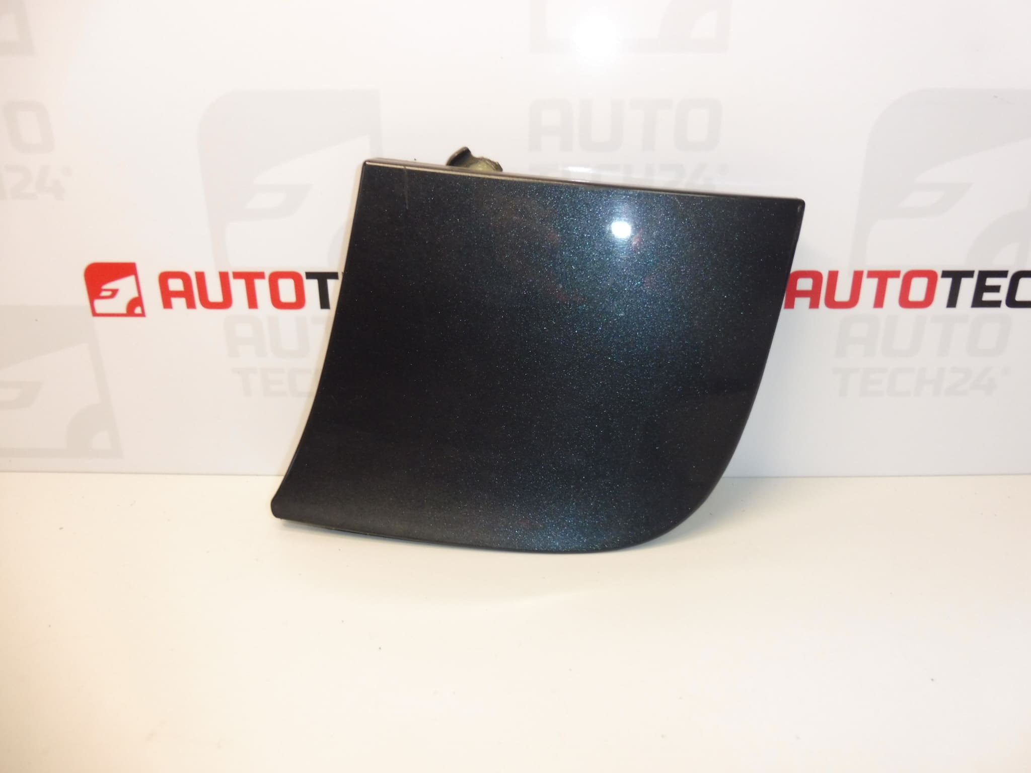 Tankdeckelabdeckung KTA Peugeot 107 Citroën C1 KTB 1517C5 1517C9